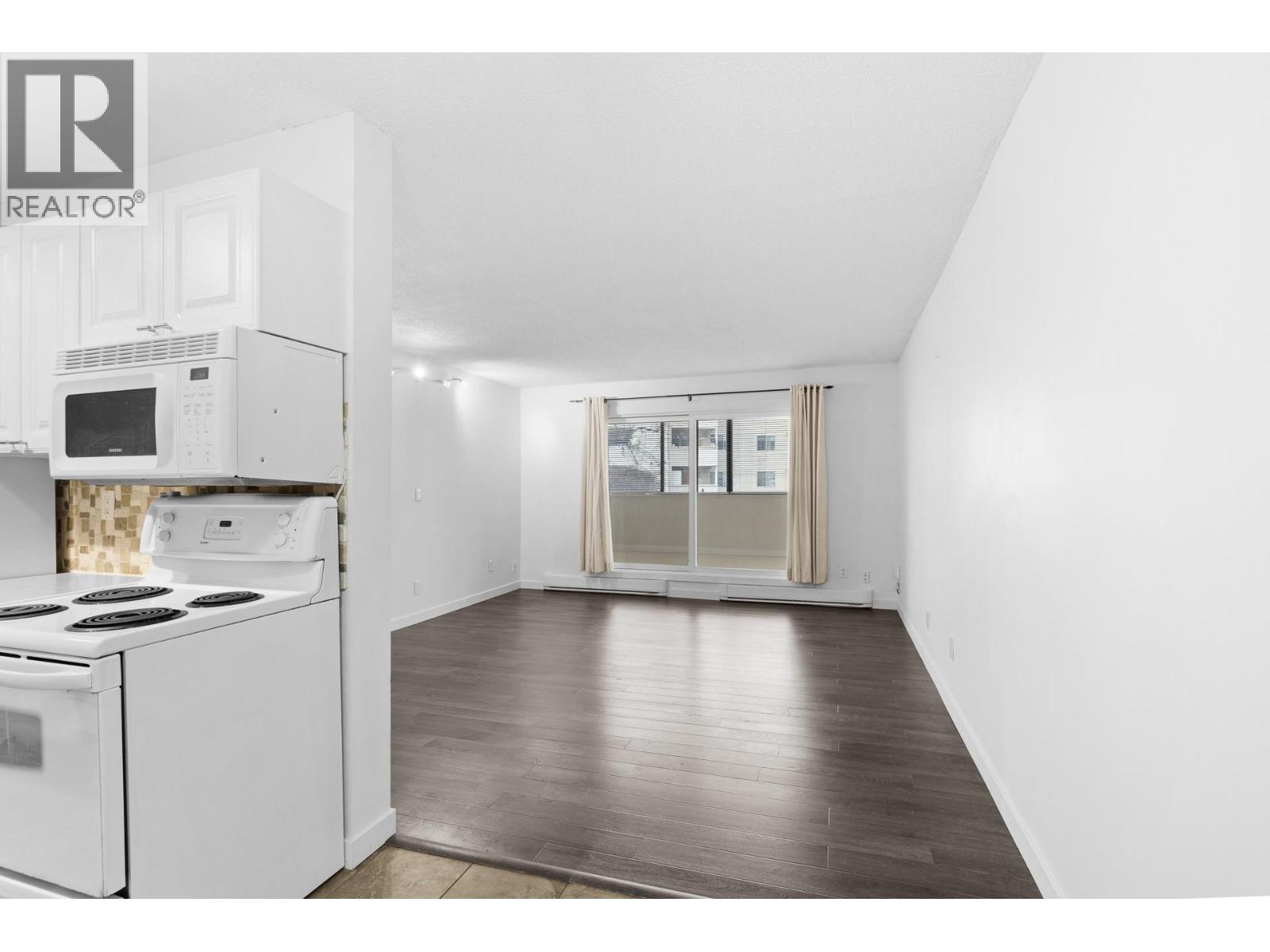 445 All Star Court Unit# 112, Kelowna, British Columbia  V1X 5N7 - Photo 9 - 10376632