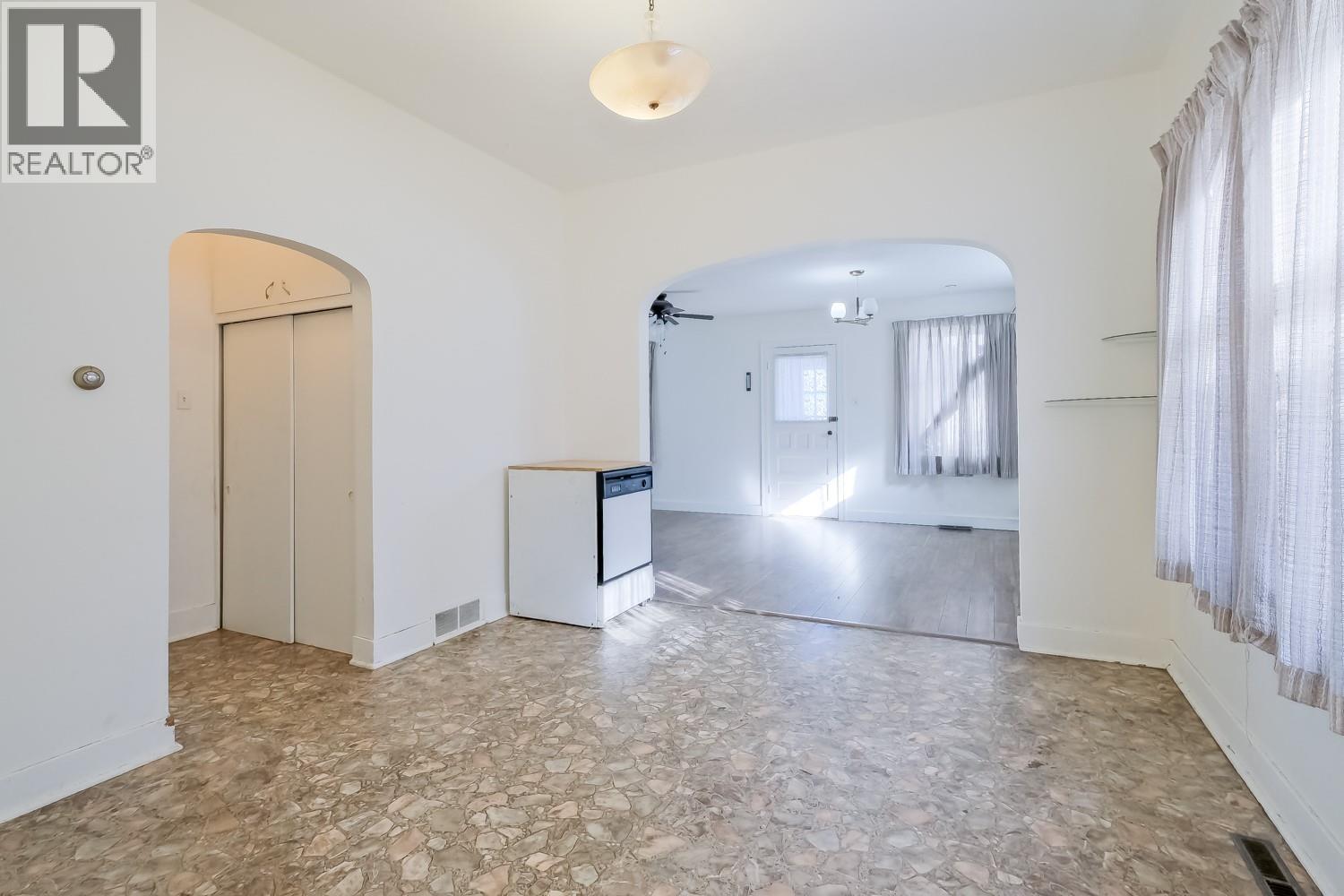 681 Main Street, Penticton, British Columbia  V2A 5C9 - Photo 10 - 10376755