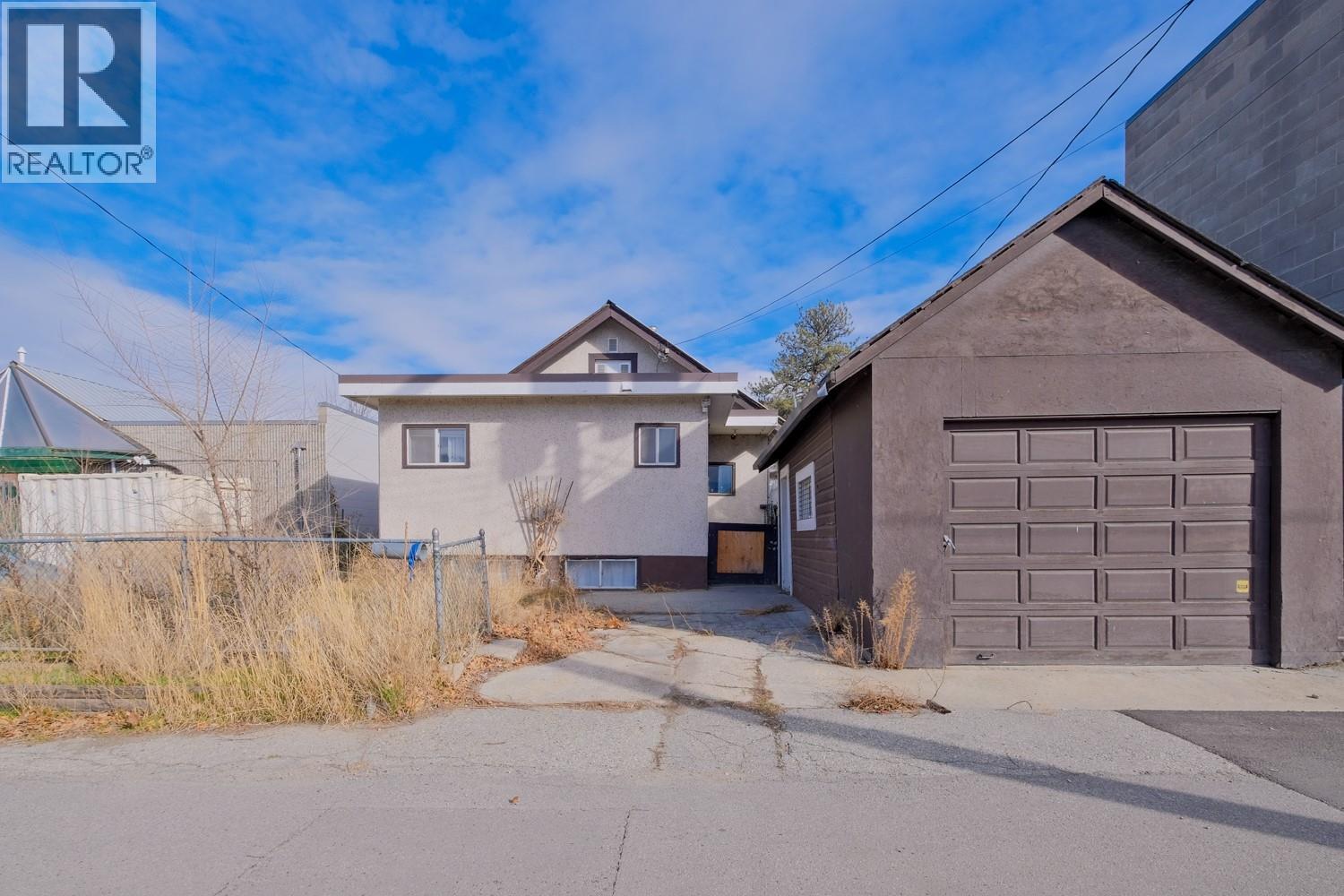681 Main Street, Penticton, British Columbia  V2A 5C9 - Photo 3 - 10376608
