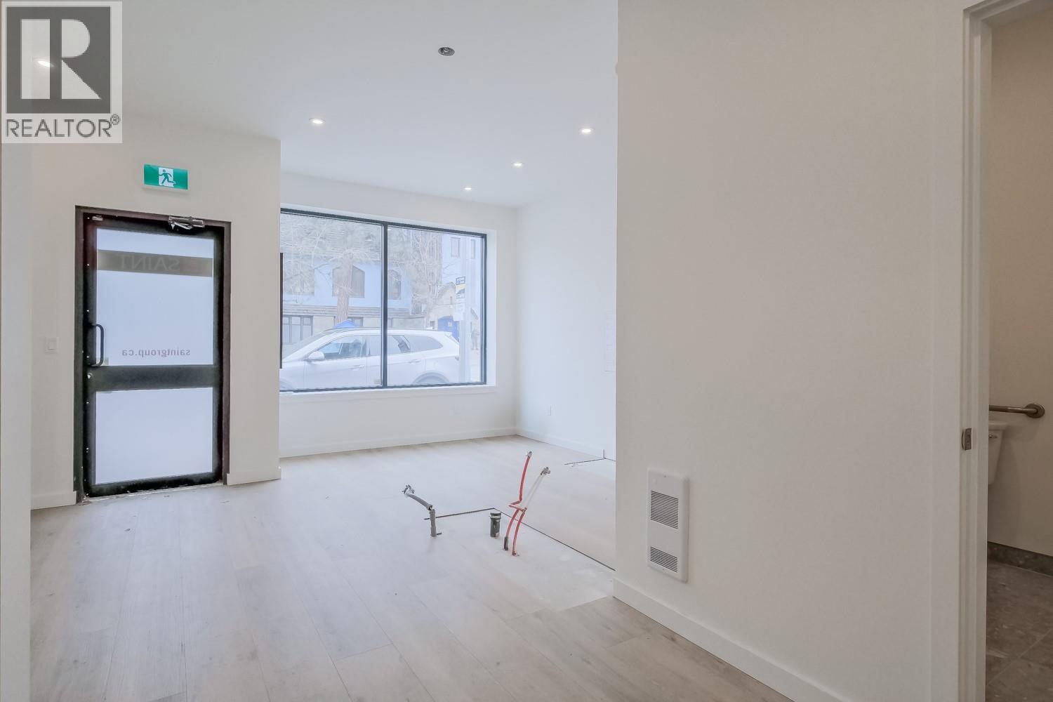 681 Main Street, Penticton, British Columbia  V2A 5C9 - Photo 32 - 10376608