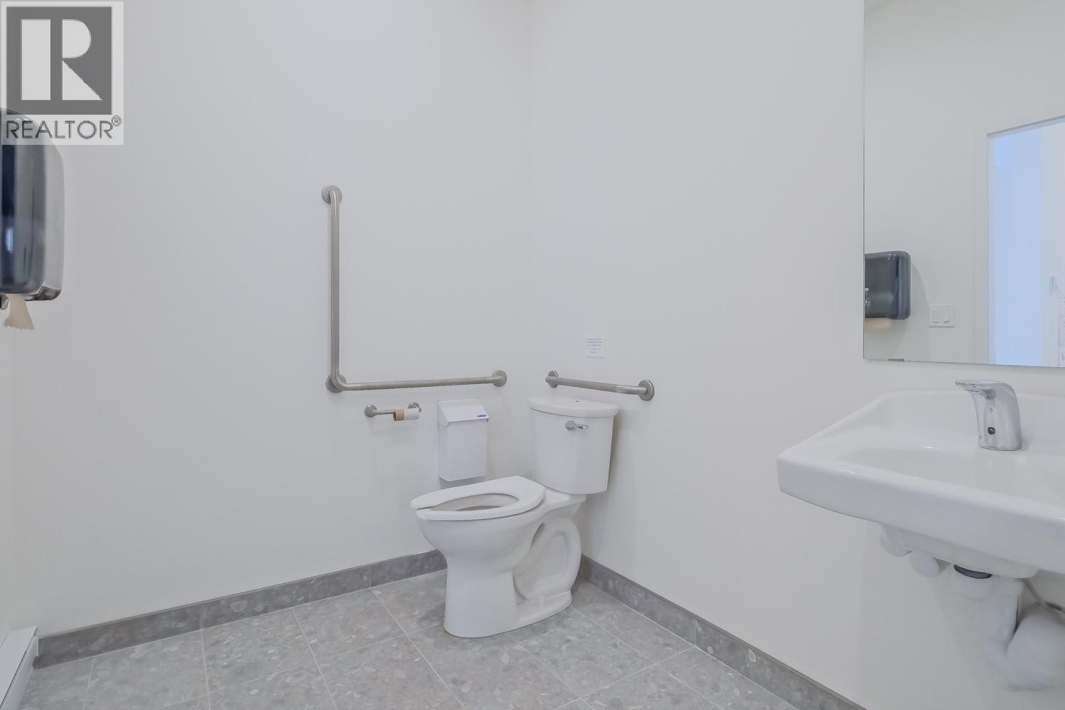 681 Main Street, Penticton, British Columbia  V2A 5C9 - Photo 35 - 10376608