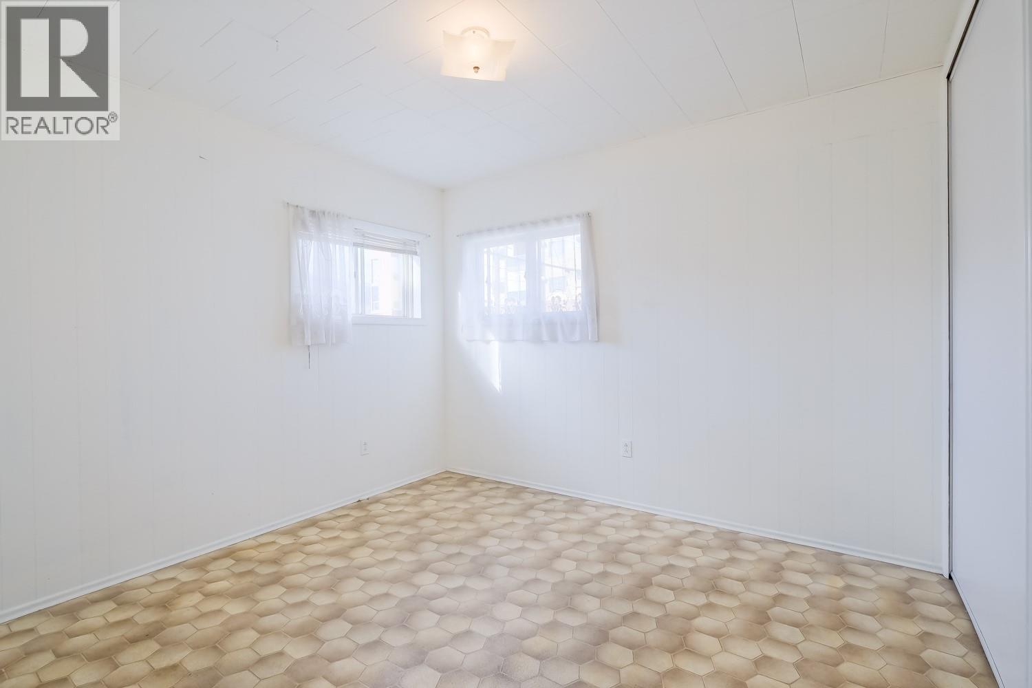 681 Main Street, Penticton, British Columbia  V2A 5C9 - Photo 7 - 10376608