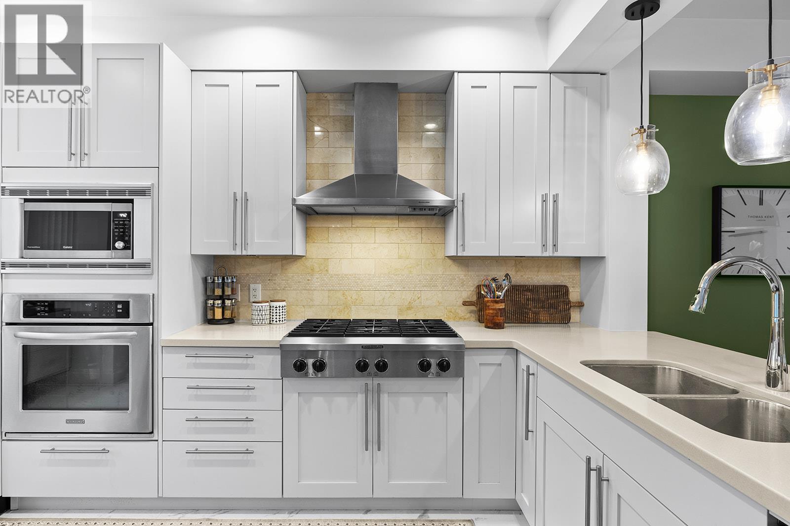 1123 Sunset Drive, Kelowna, British Columbia  V1Y 9Z5 - Photo 16 - 10376749