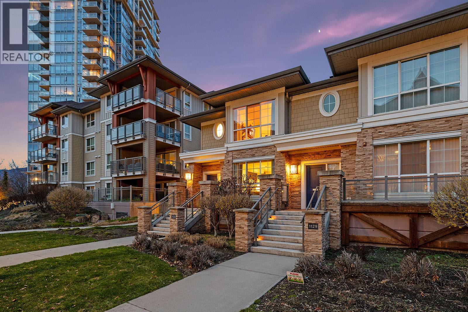 1123 Sunset Drive, Kelowna, British Columbia  V1Y 9Z5 - Photo 3 - 10376749