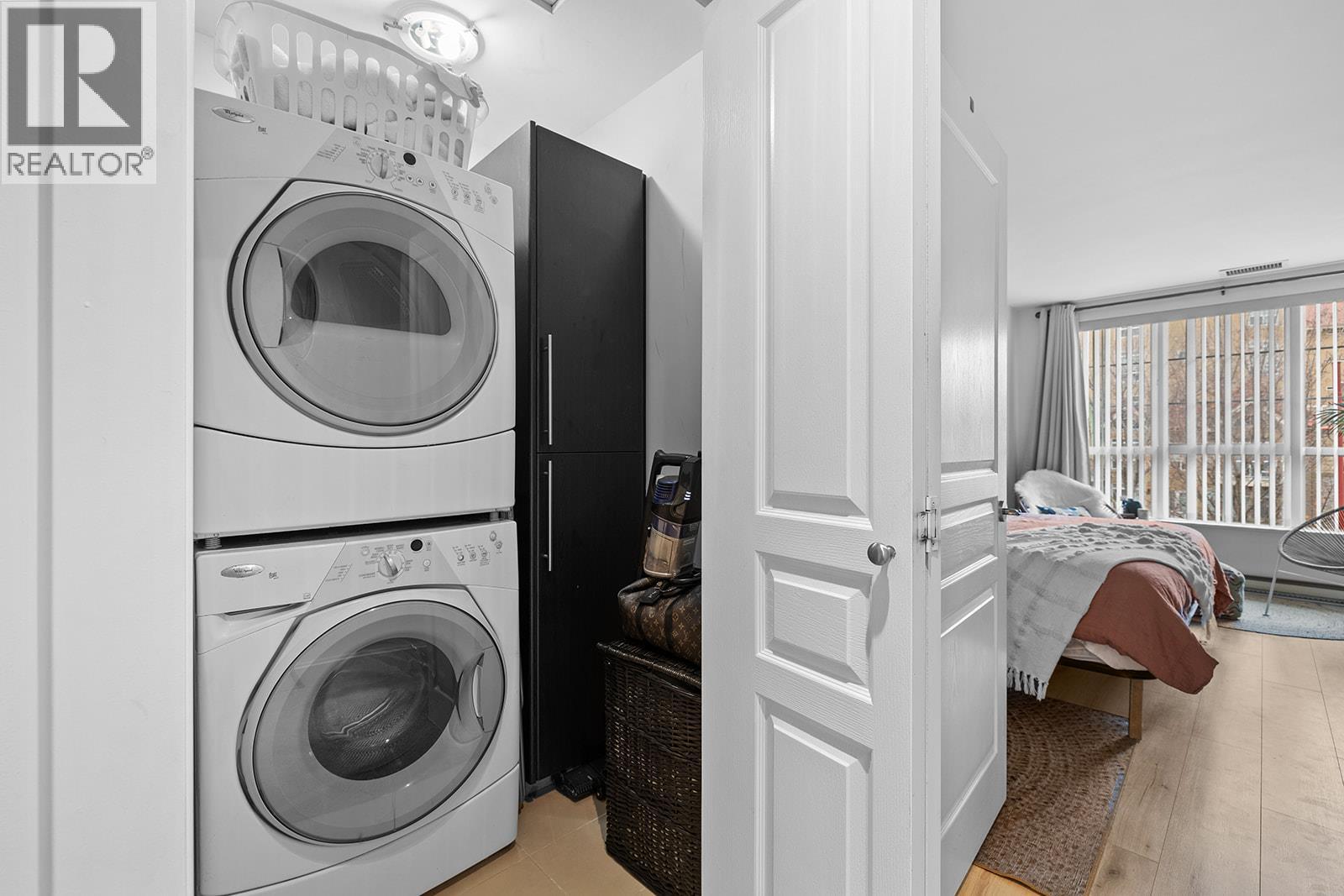 1123 Sunset Drive, Kelowna, British Columbia  V1Y 9Z5 - Photo 31 - 10376749