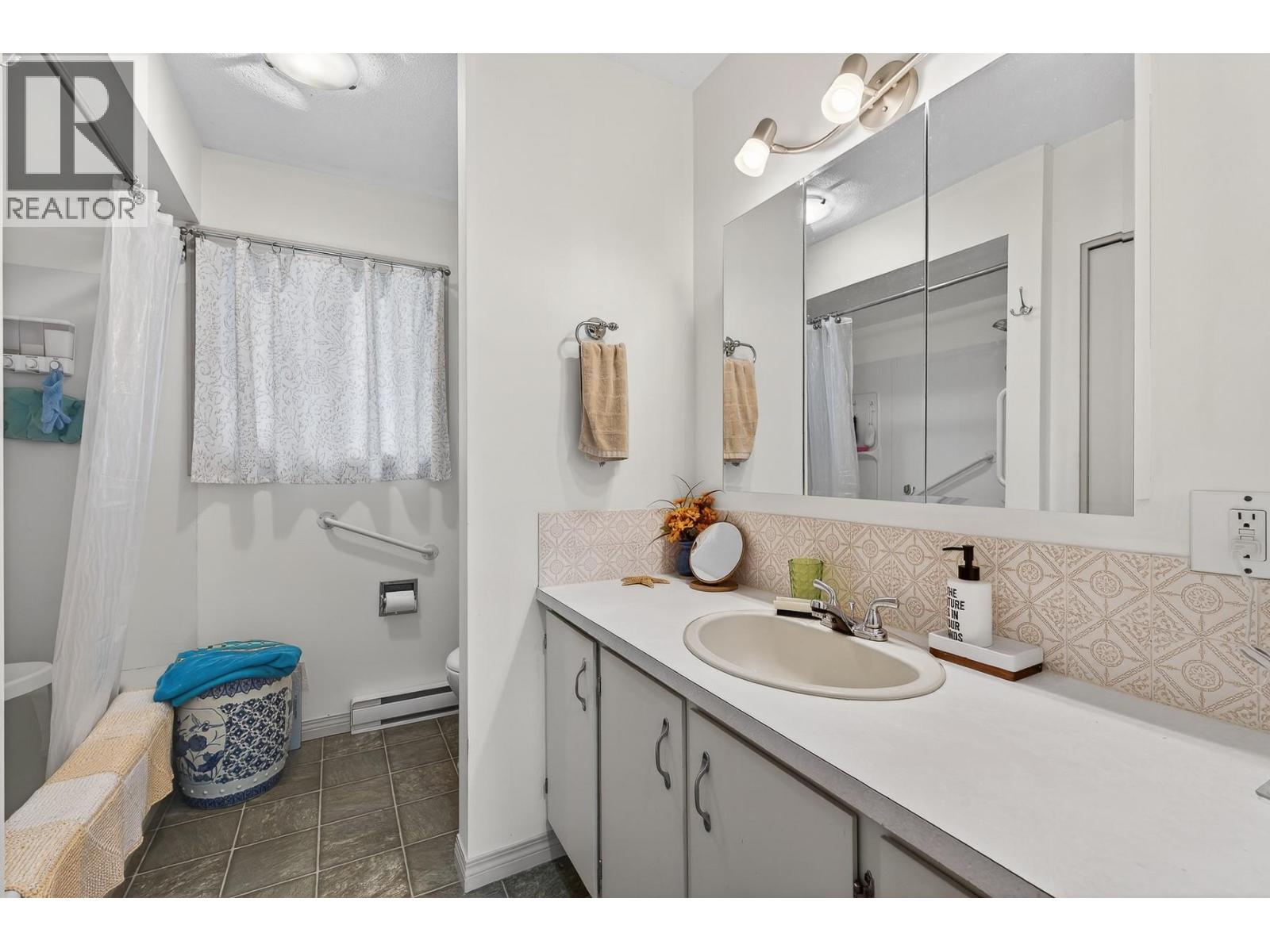 3111 Cedar Drive, Blind Bay, British Columbia  V0E 2W2 - Photo 22 - 10376776