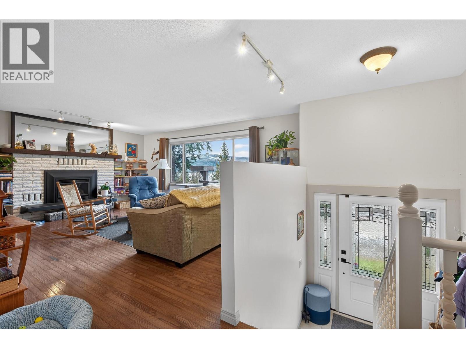 3111 Cedar Drive, Blind Bay, British Columbia  V0E 2W2 - Photo 4 - 10376776