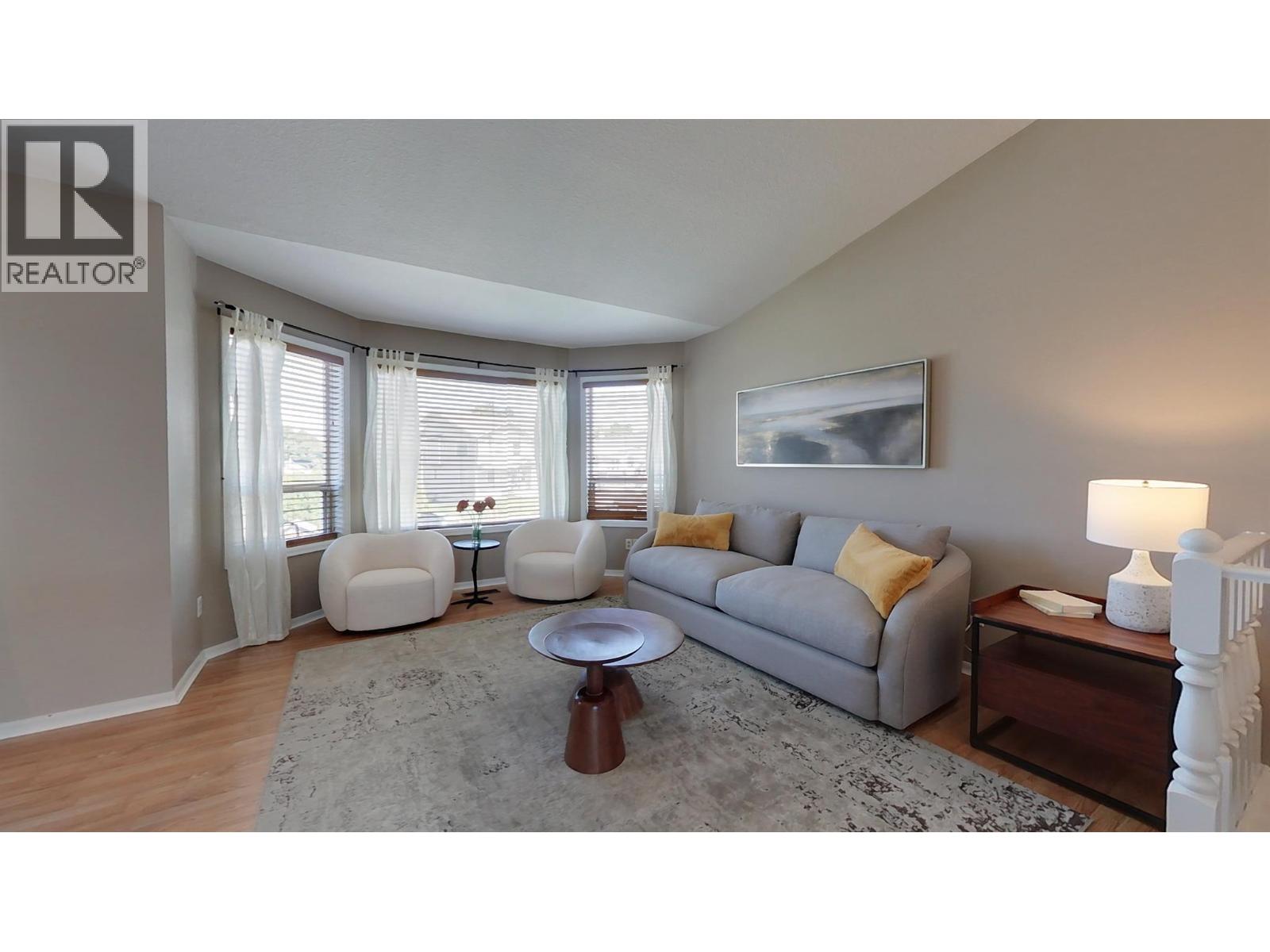 182 Greenwood Drive, Penticton, British Columbia  V2A 7P7 - Photo 3 - 10376402