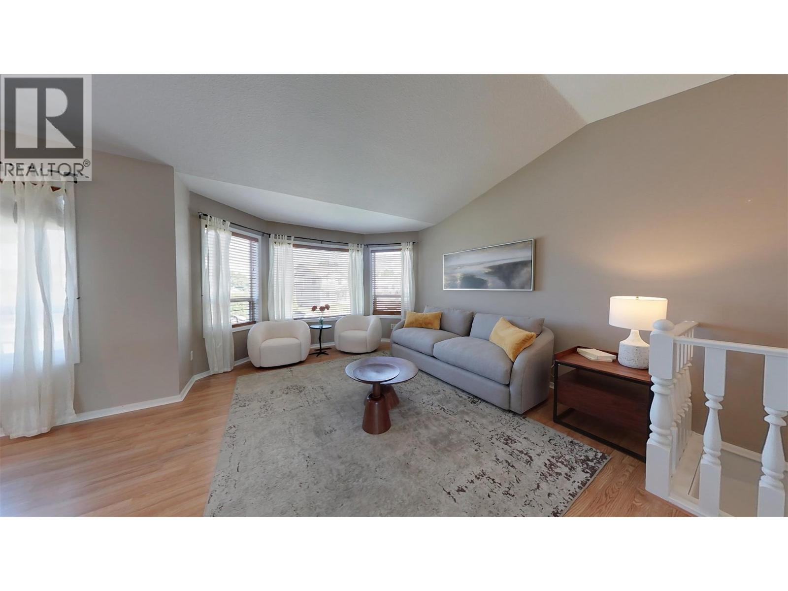 182 Greenwood Drive, Penticton, British Columbia  V2A 7P7 - Photo 4 - 10376402