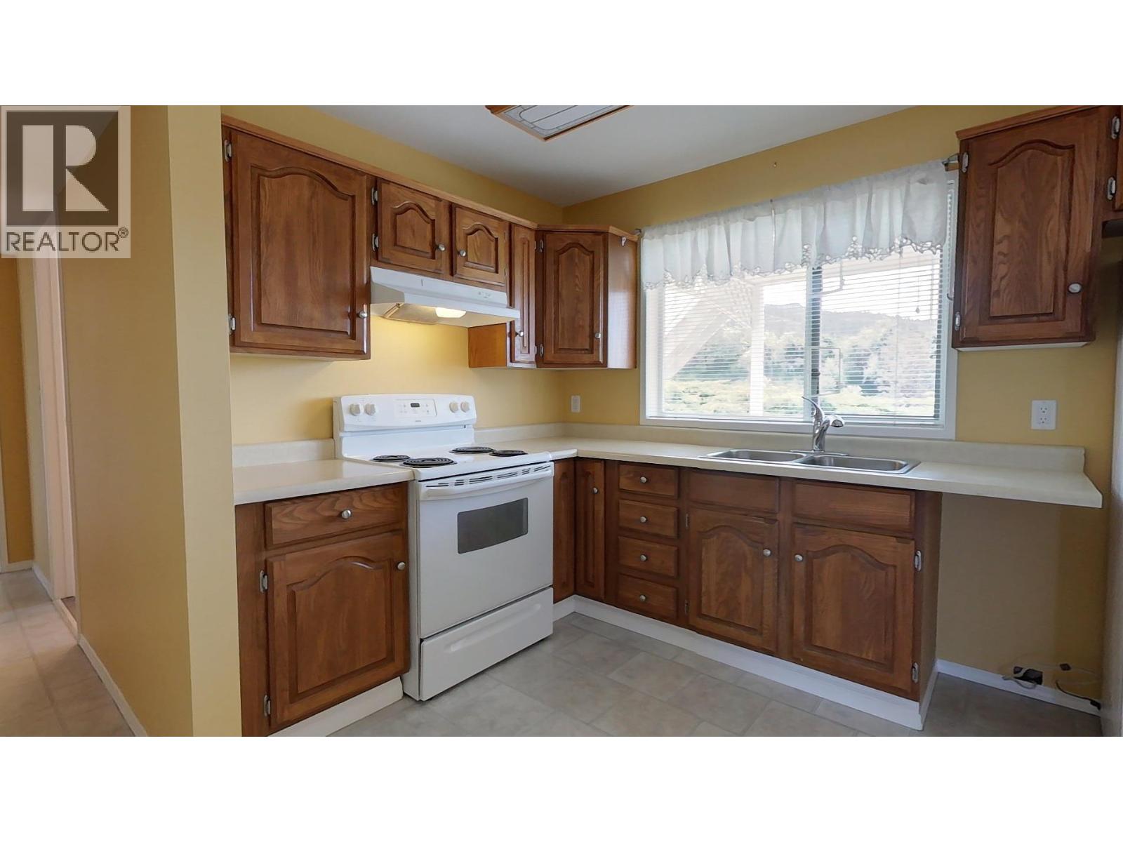 182 Greenwood Drive, Penticton, British Columbia  V2A 7P7 - Photo 46 - 10376402