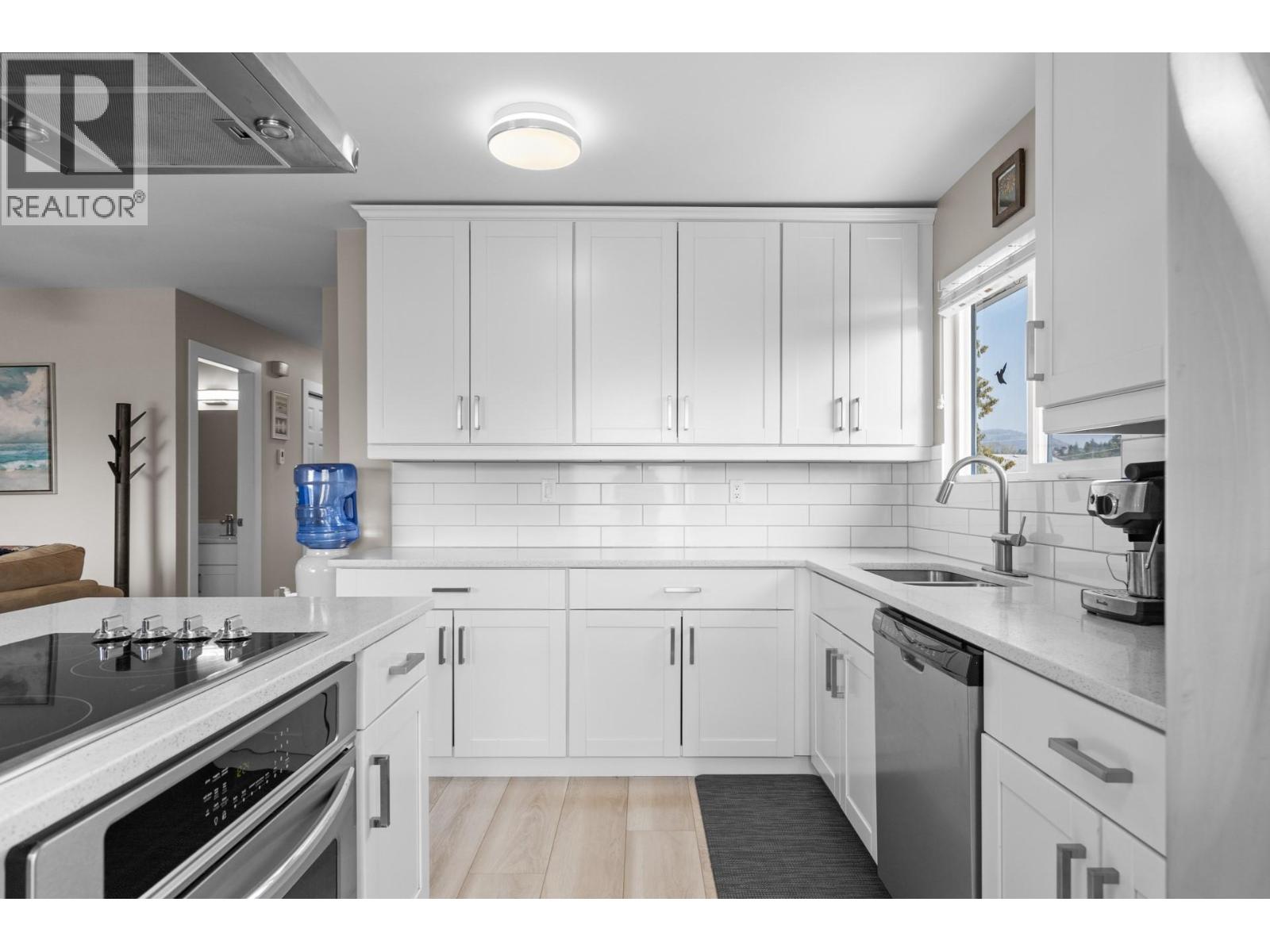 2440 Margaret Road, West Kelowna, British Columbia  V4T 1N6 - Photo 2 - 10376582