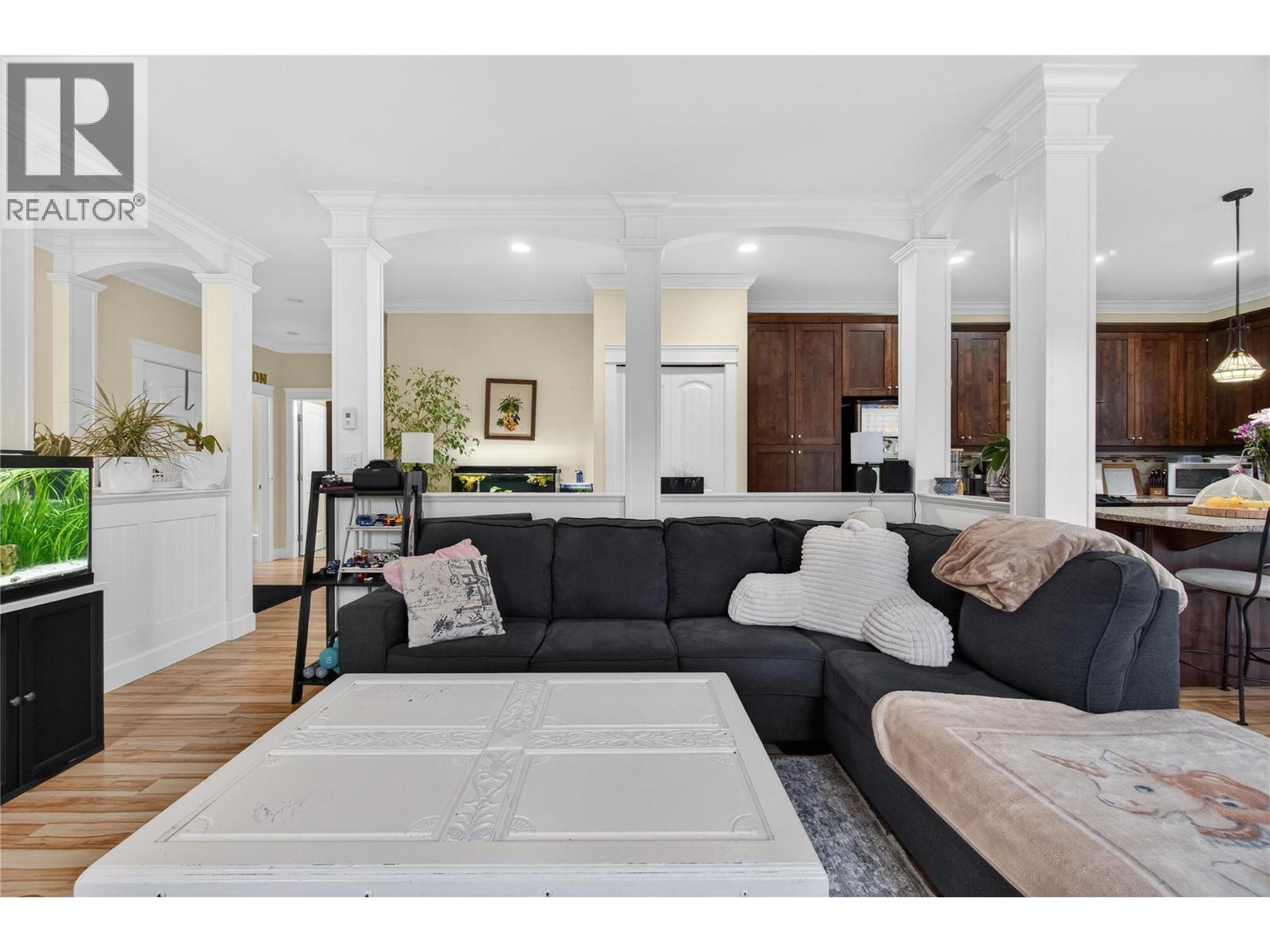 2991 7 Avenue Ne, Salmon Arm, British Columbia  V1E 2S7 - Photo 10 - 10376740