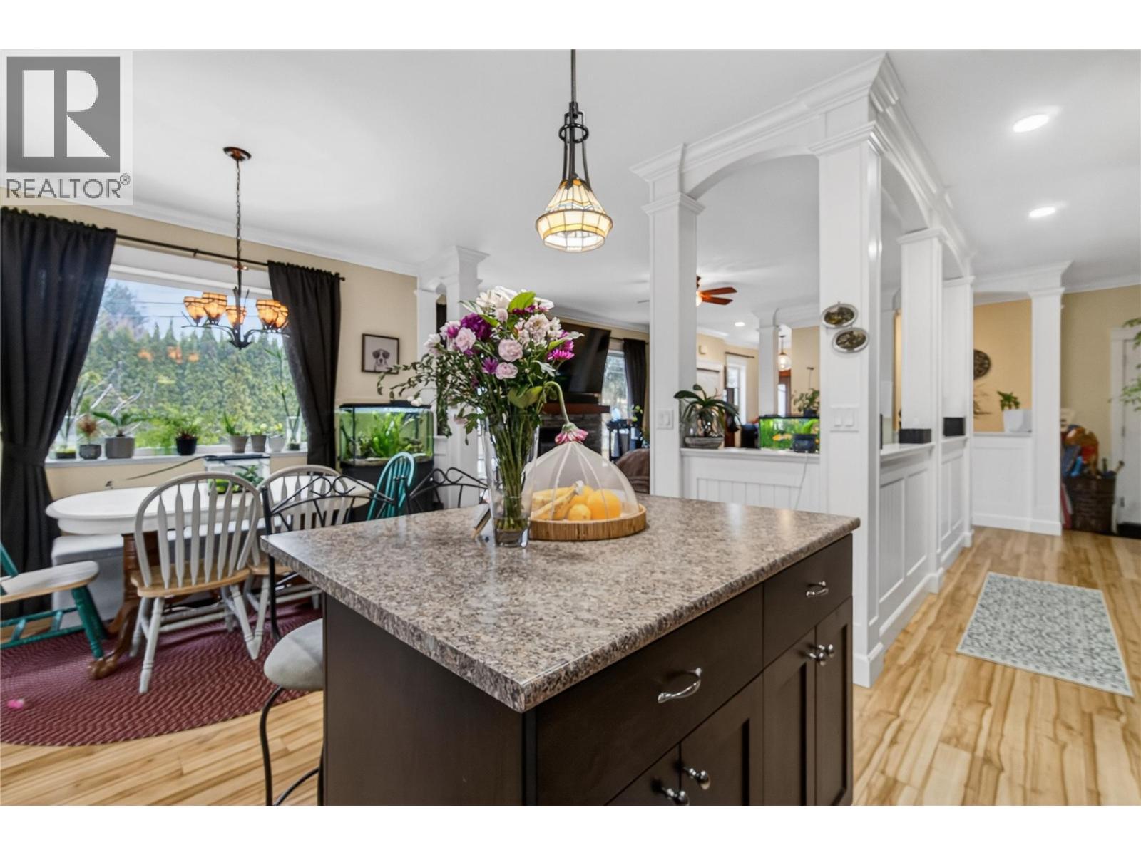 2991 7 Avenue Ne, Salmon Arm, British Columbia  V1E 2S7 - Photo 13 - 10376740