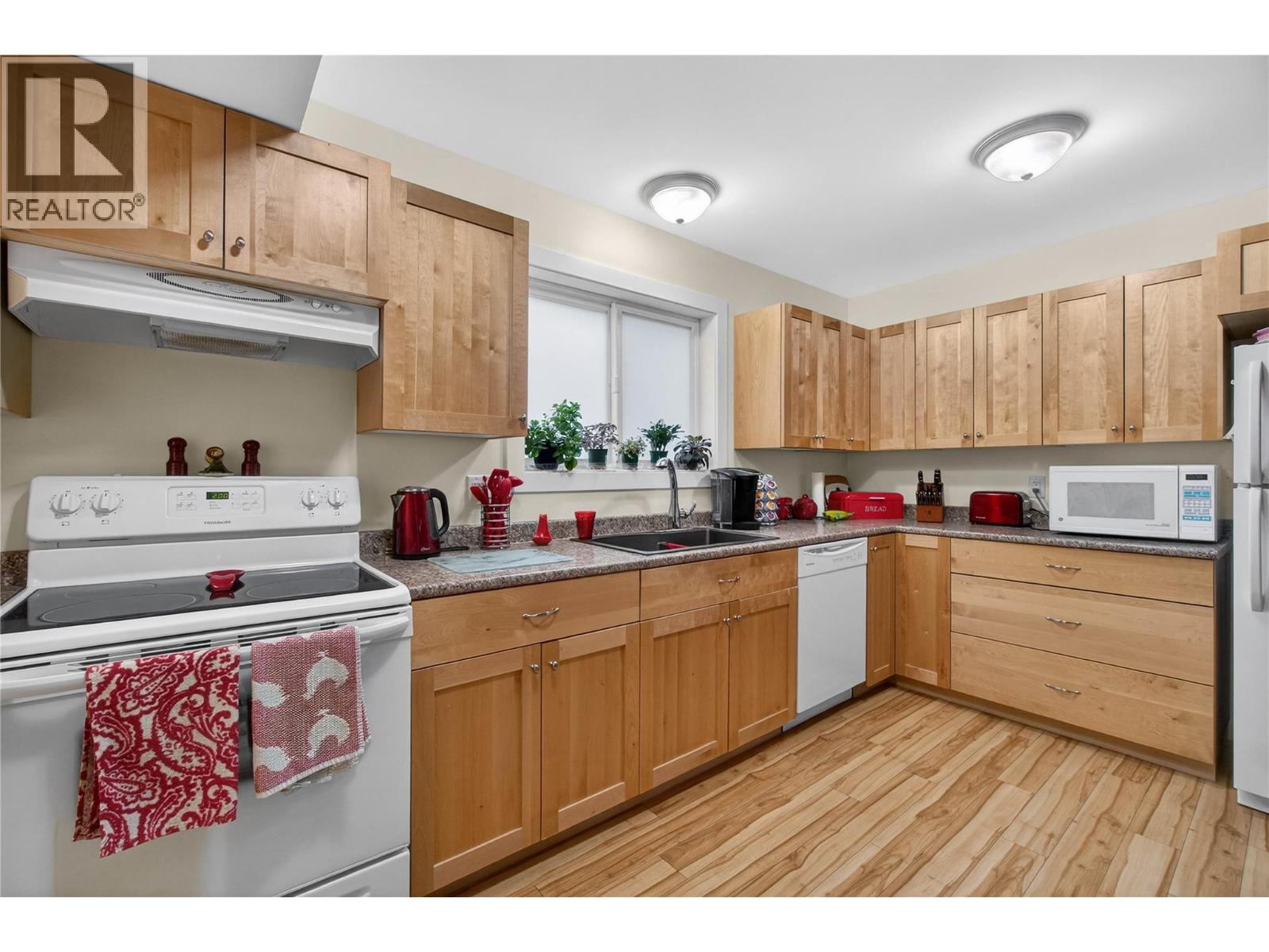 2991 7 Avenue Ne, Salmon Arm, British Columbia  V1E 2S7 - Photo 28 - 10376740