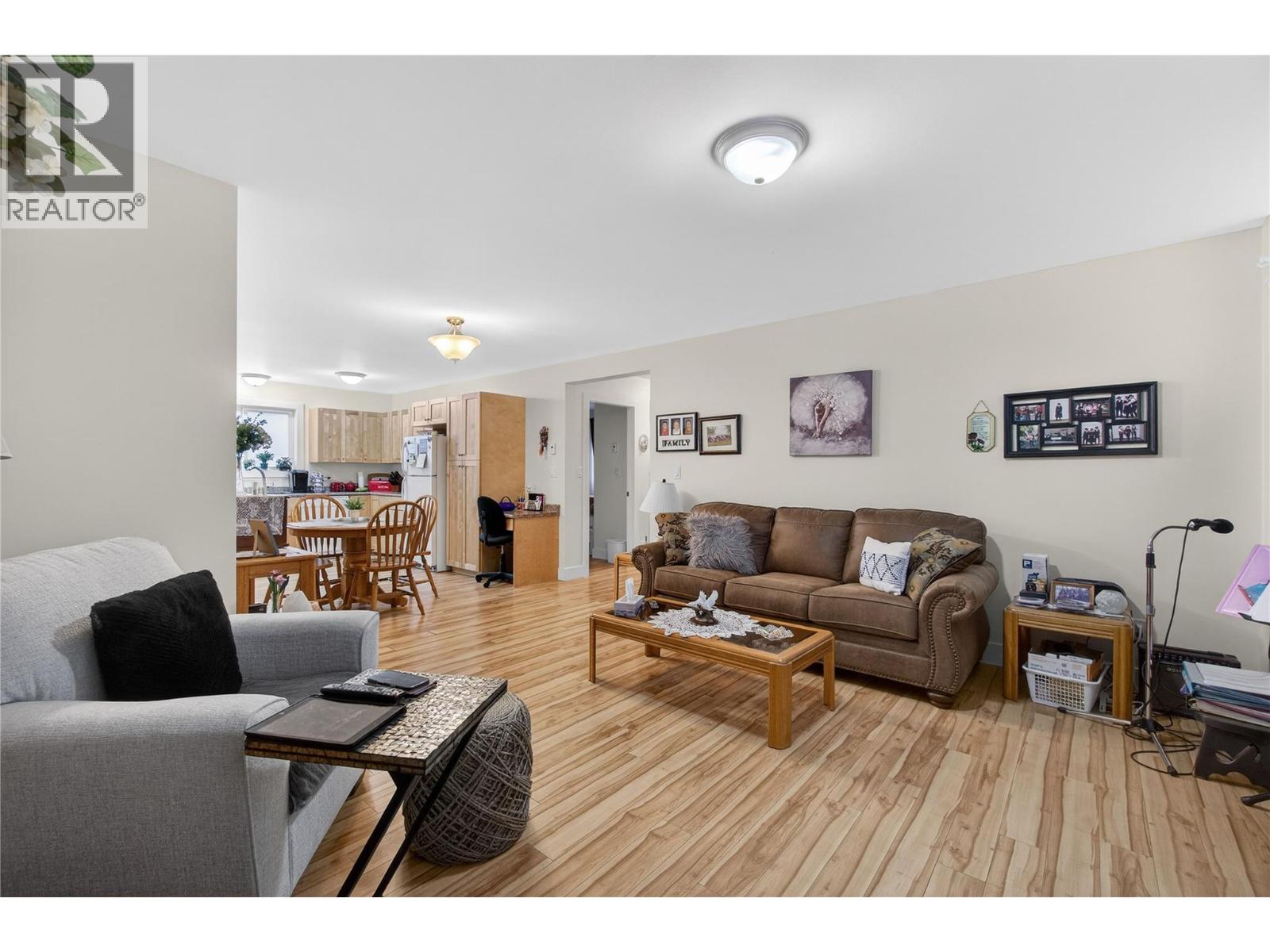 2991 7 Avenue Ne, Salmon Arm, British Columbia  V1E 2S7 - Photo 33 - 10376740