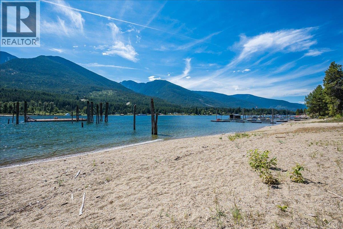 7691 Balfour Wharf Road, Balfour, British Columbia  V0G 1C0 - Photo 12 - 10376602