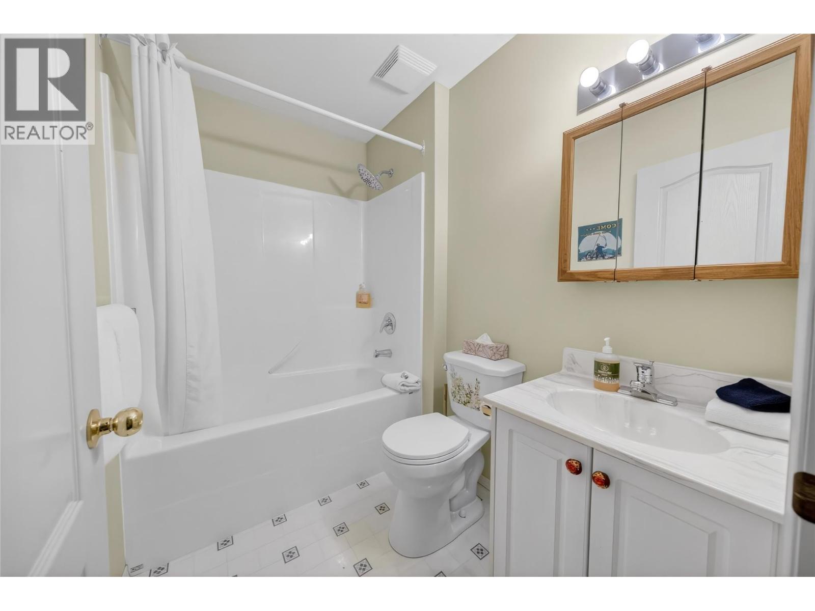 400 Riverside Way Unit# 438, Fernie, British Columbia  V0B 1M7 - Photo 20 - 10376129