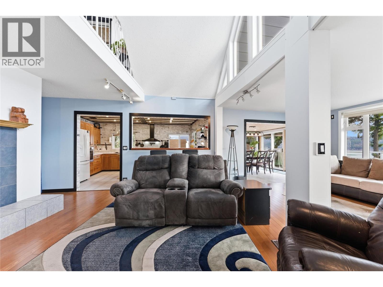 3690 Southview Road, Tappen, British Columbia  V0E 2X1 - Photo 20 - 10375827