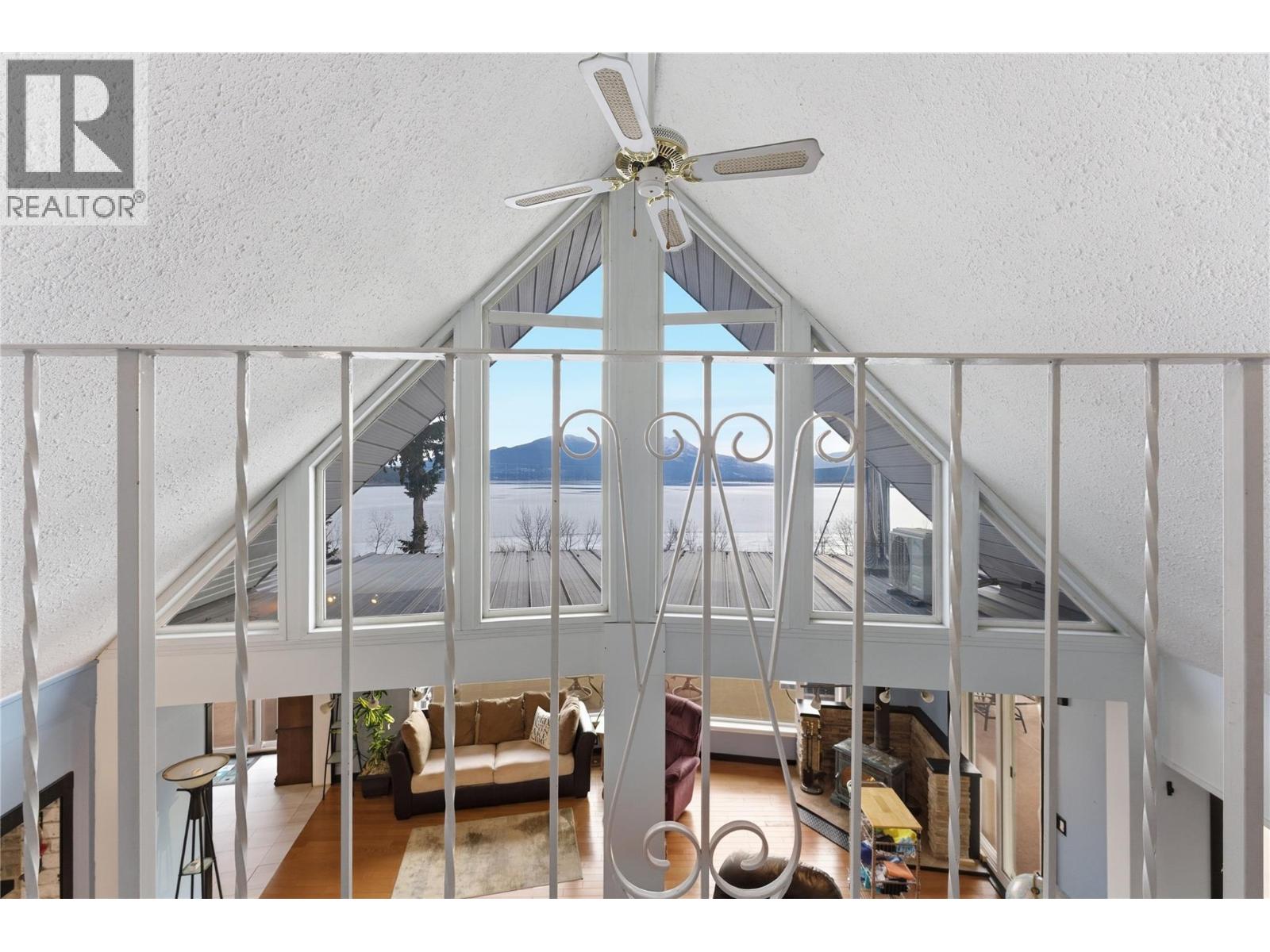 3690 Southview Road, Tappen, British Columbia  V0E 2X1 - Photo 28 - 10375827