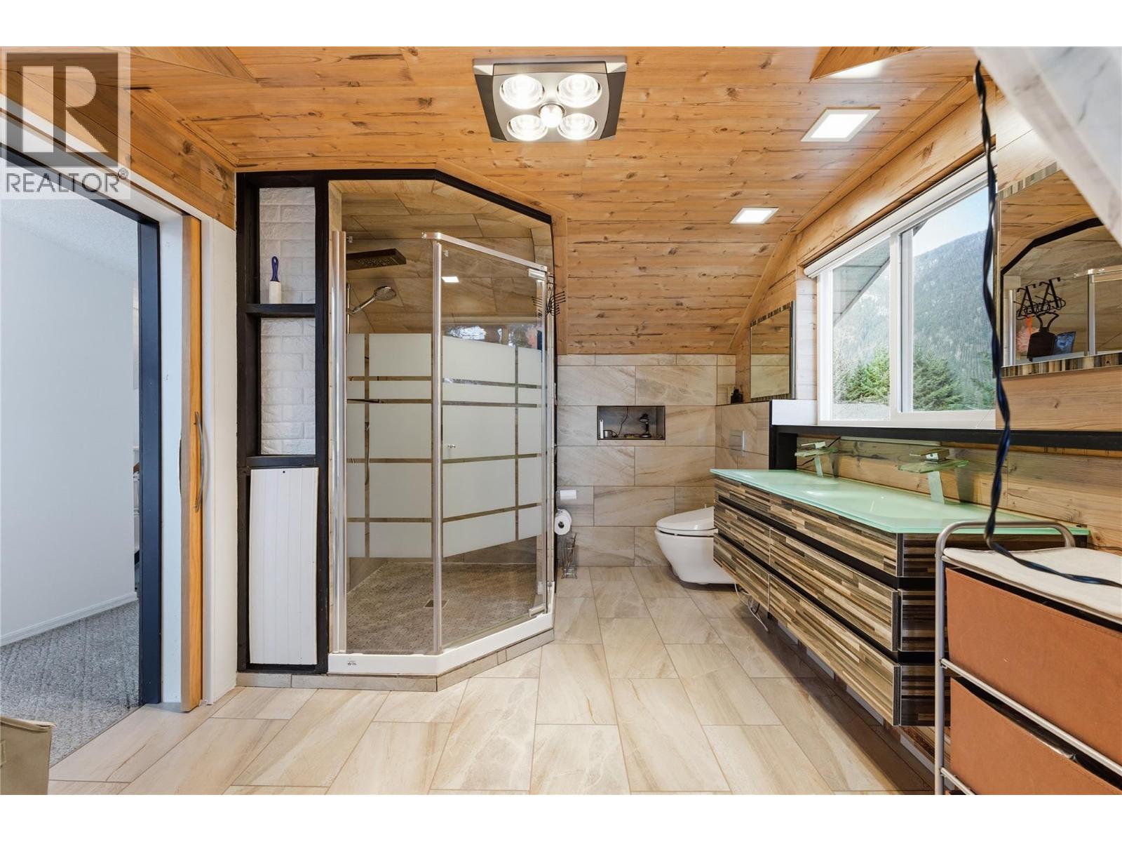 3690 Southview Road, Tappen, British Columbia  V0E 2X1 - Photo 29 - 10375827