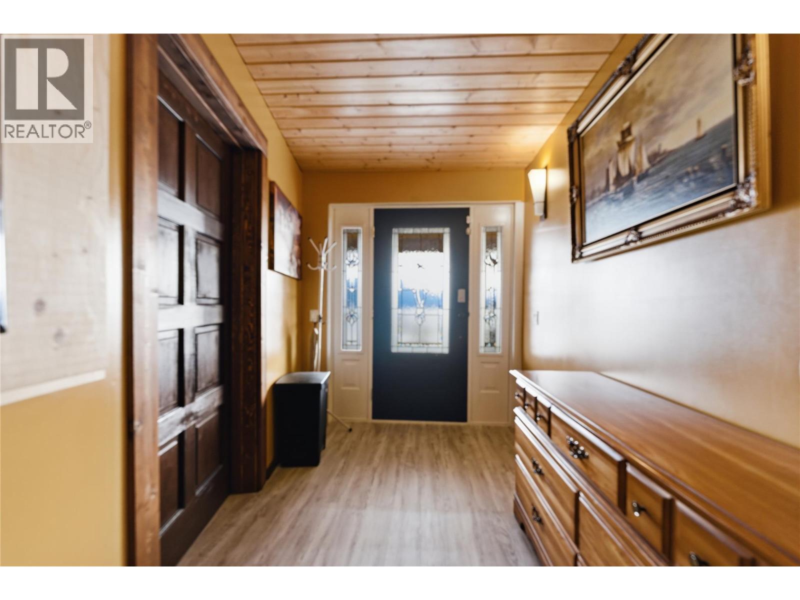 3690 Southview Road, Tappen, British Columbia  V0E 2X1 - Photo 35 - 10375827