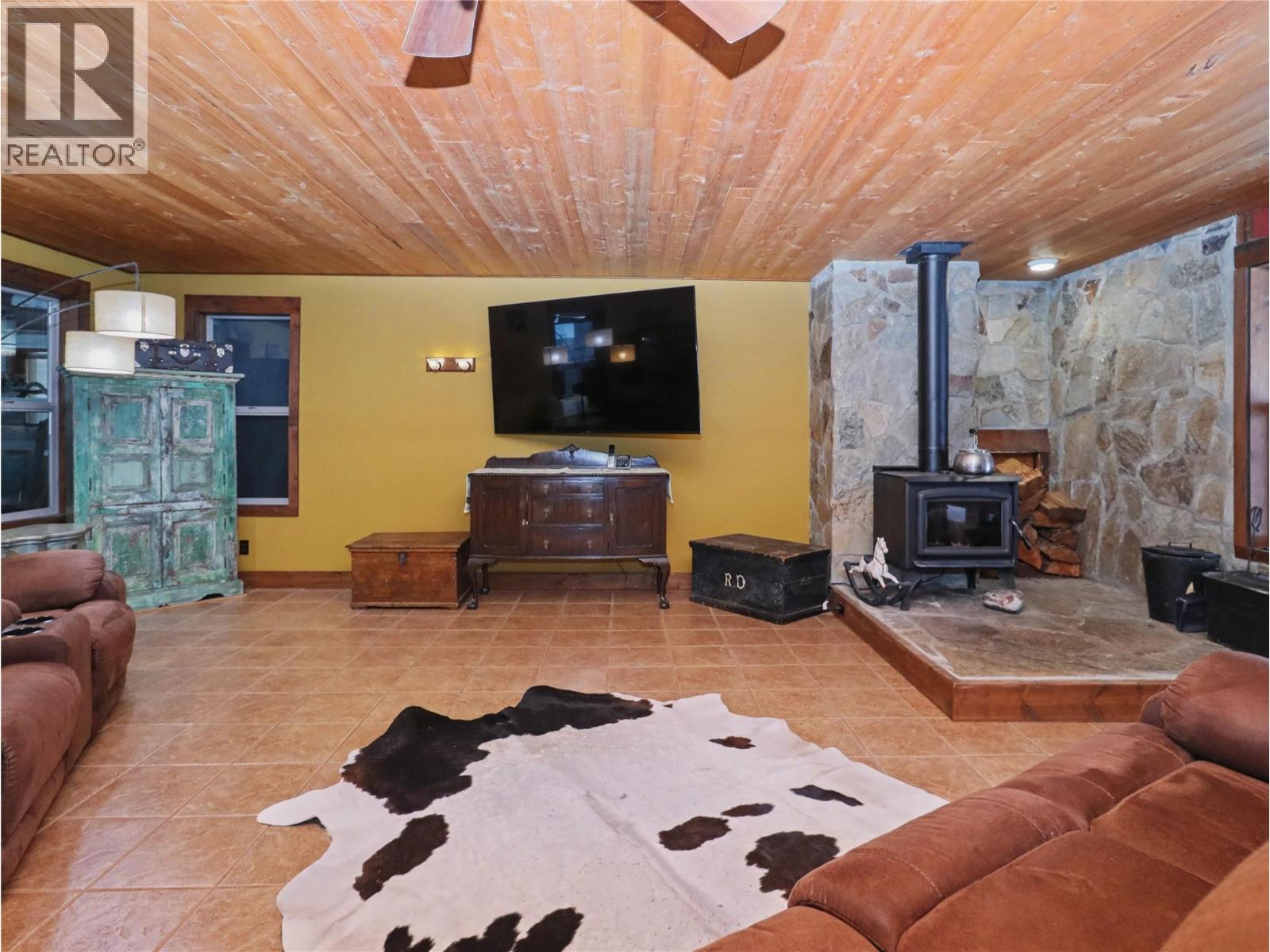 3850 Blythe-Rhone Road, Westbridge, British Columbia  V0H 1Y0 - Photo 26 - 10376758