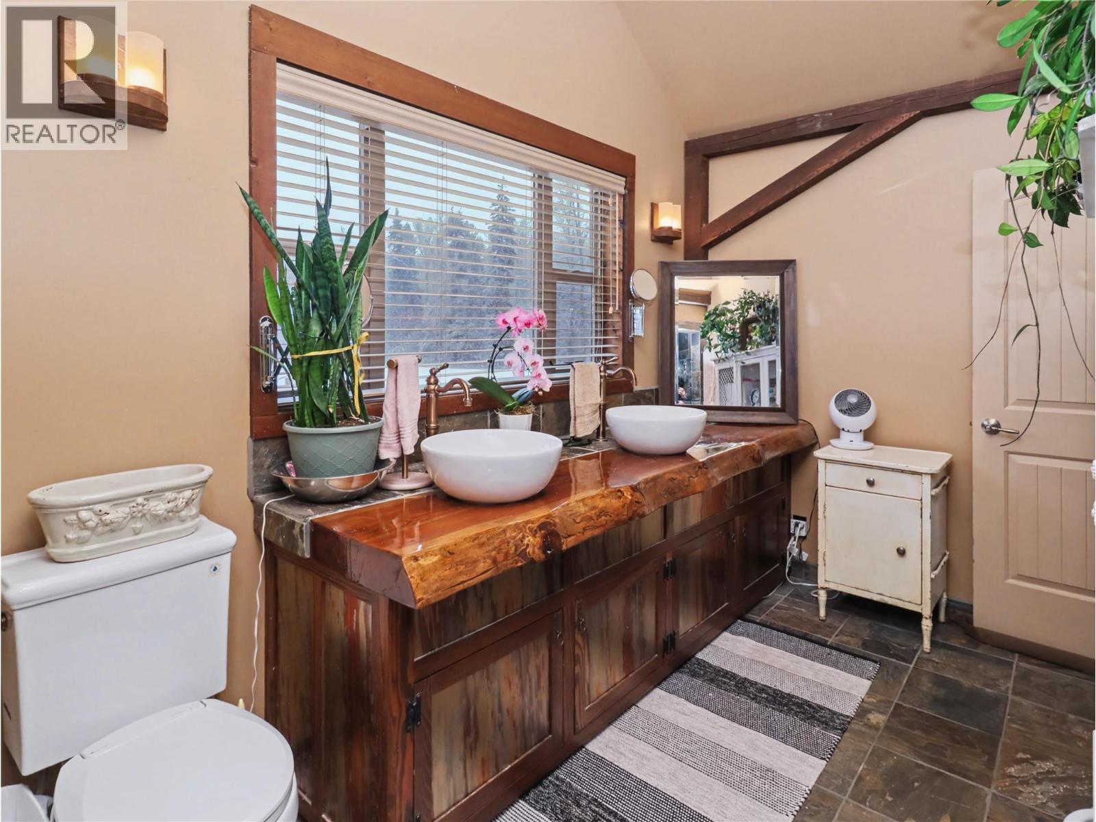 3850 Blythe-Rhone Road, Westbridge, British Columbia  V0H 1Y0 - Photo 36 - 10376758