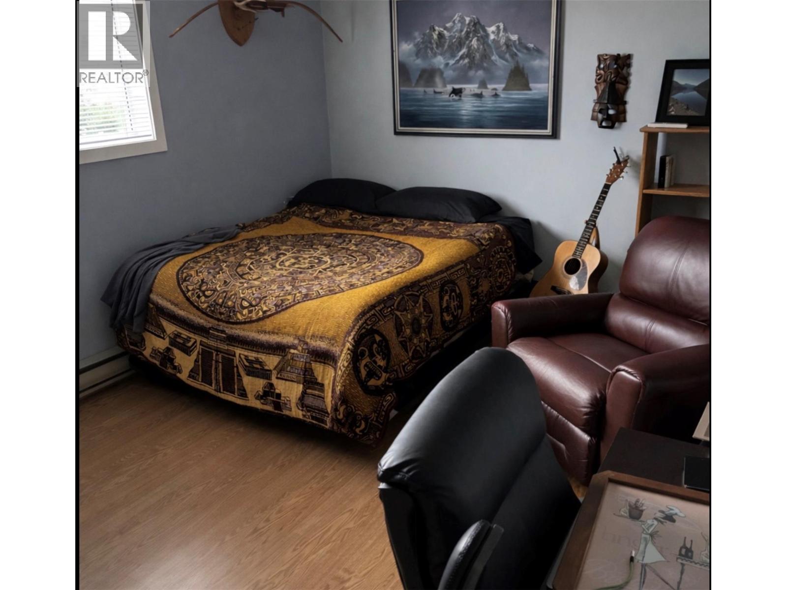 2052 Atkinson Street, Penticton, British Columbia  V2A 8H5 - Photo 14 - 10376673