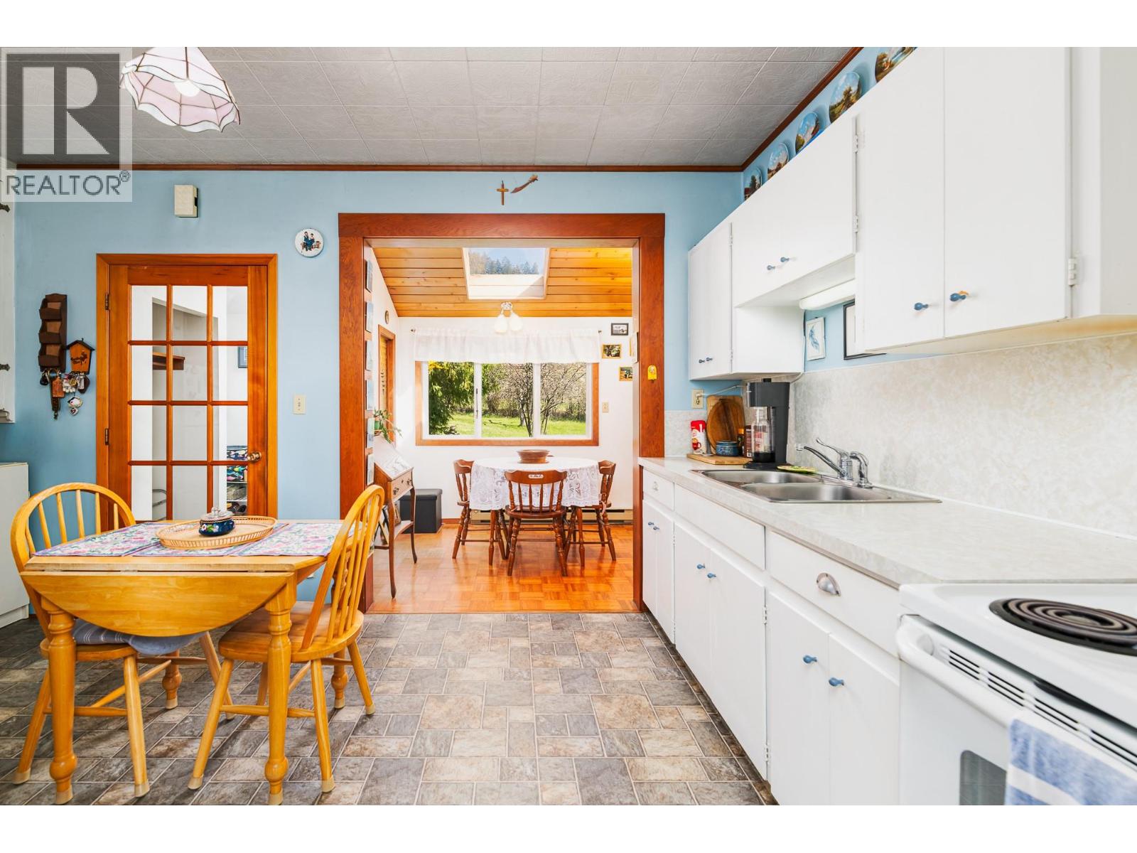 1843 Mclaren Street, Creston, British Columbia  V0B 1G5 - Photo 14 - 10376727