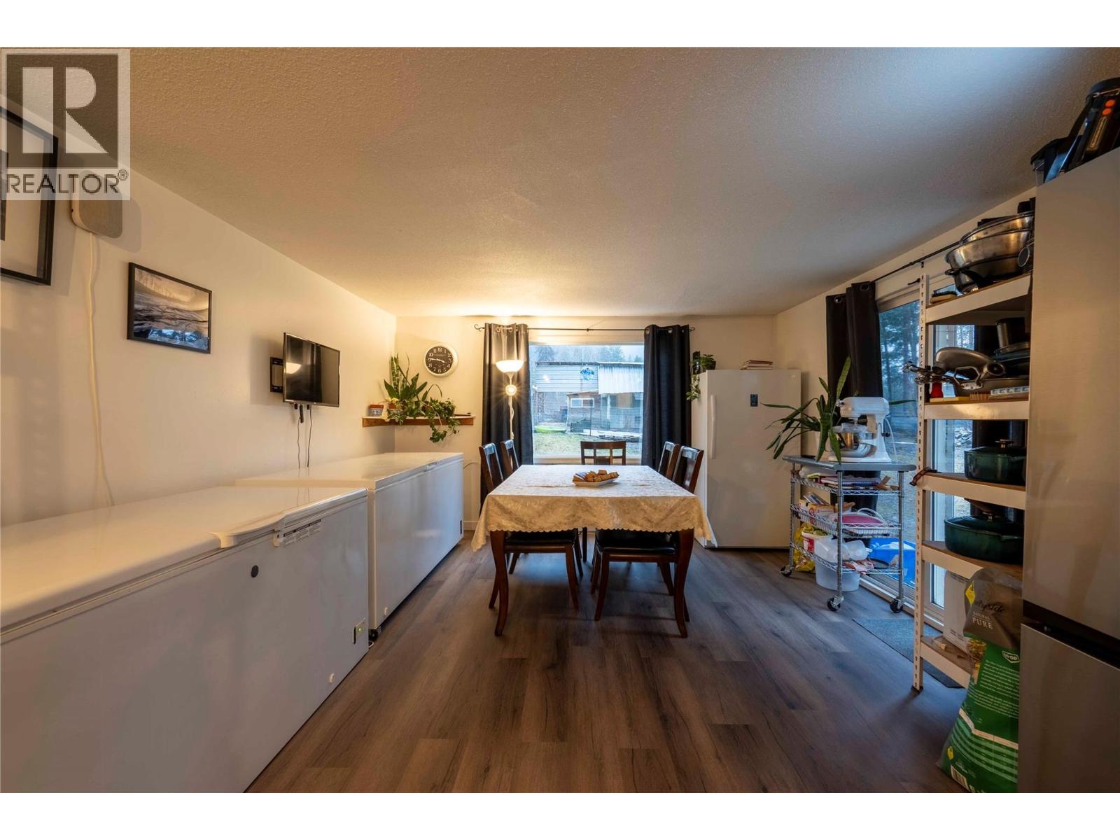 9375 Granby Road, Grand Forks, British Columbia  V0H 1H1 - Photo 15 - 10376532