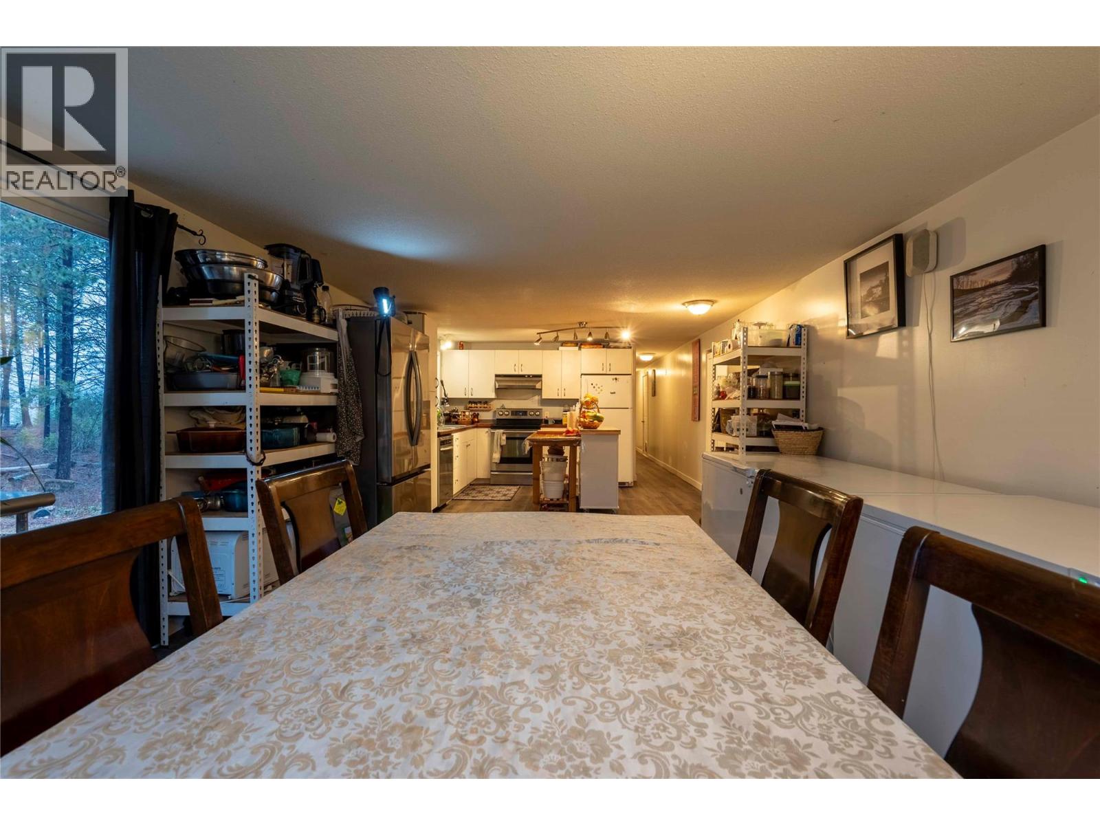 9375 Granby Road, Grand Forks, British Columbia  V0H 1H1 - Photo 16 - 10376532