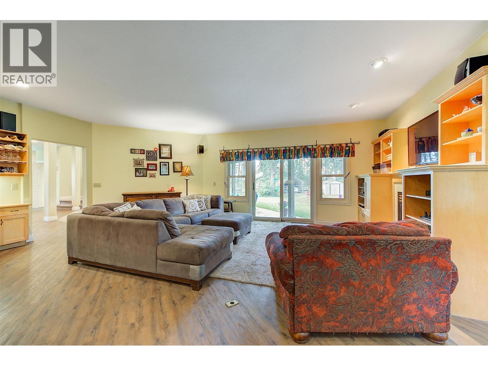 3605 Luxmoore Road, Kelowna, British Columbia  V1W 4C7 - Photo 12 - 10374438