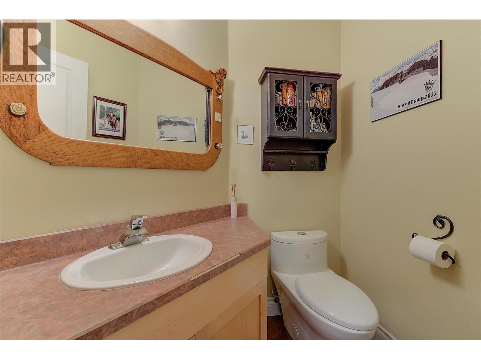 3605 Luxmoore Road, Kelowna, British Columbia  V1W 4C7 - Photo 25 - 10374438