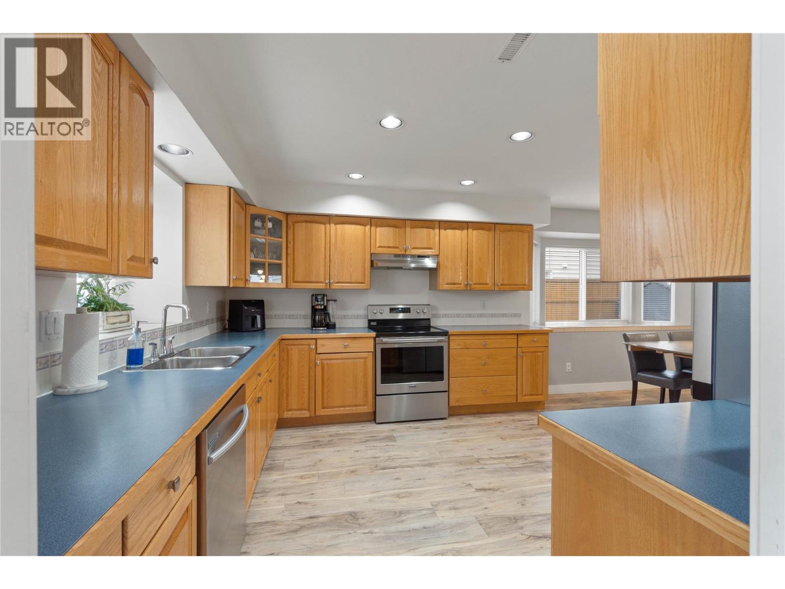 1098 North Glen Drive, Kamloops, British Columbia  V2B 5C1 - Photo 13 - 10376757