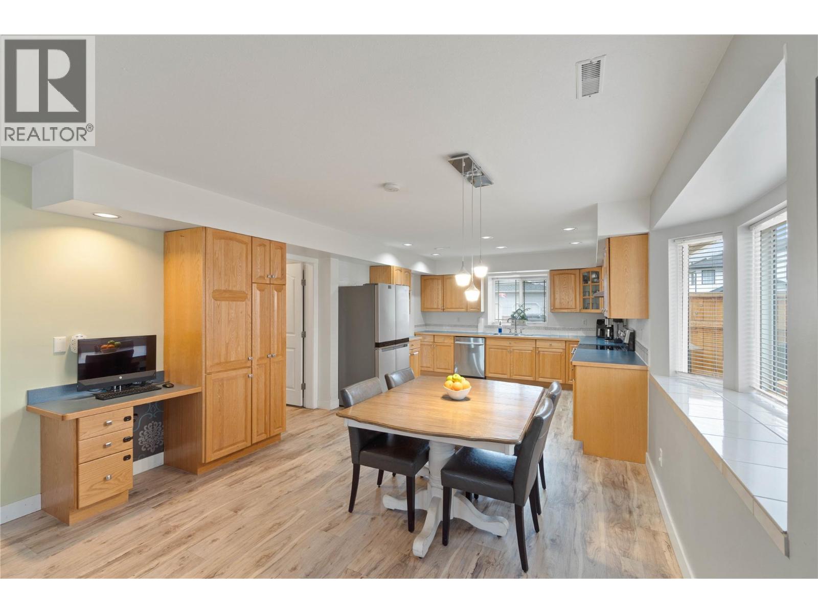 1098 North Glen Drive, Kamloops, British Columbia  V2B 5C1 - Photo 15 - 10376757