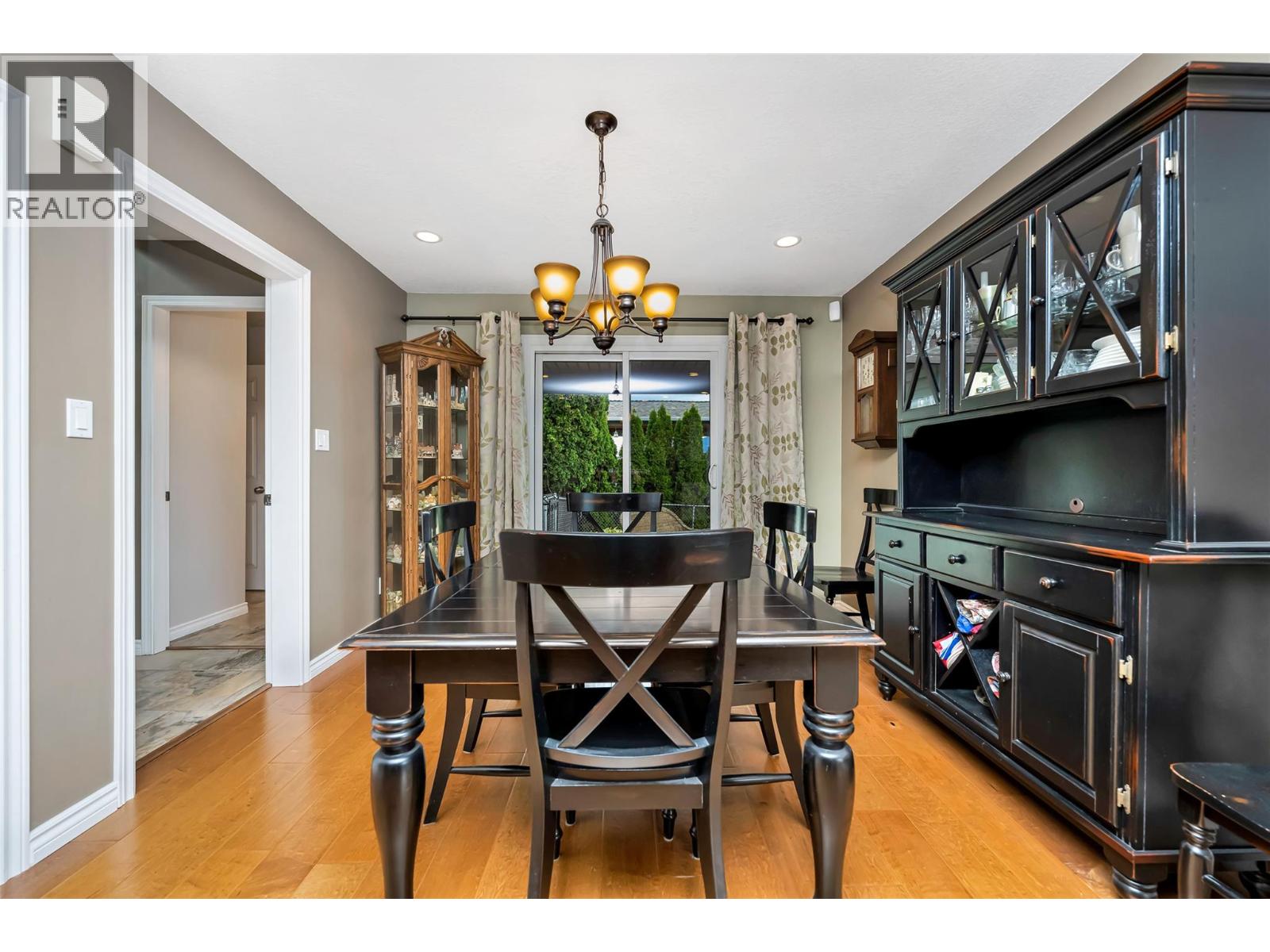 6463 Blue Jay Road, Vernon, British Columbia  V1H 1W5 - Photo 5 - 10376570