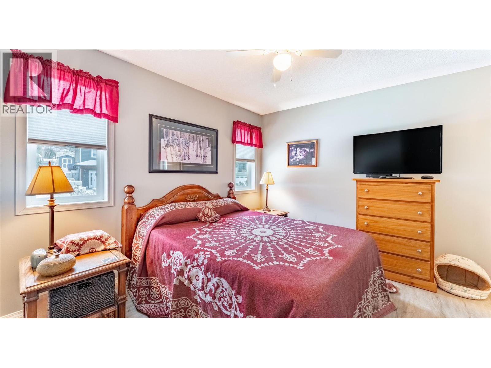 801 Hawkview Drive, Creston, British Columbia  V0B 1G3 - Photo 15 - 10376706