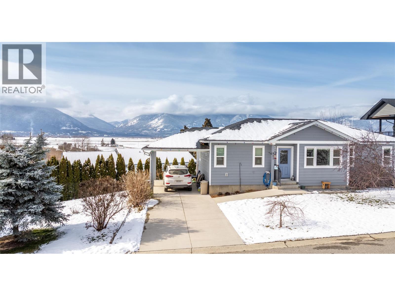 801 Hawkview Drive, Creston, British Columbia  V0B 1G3 - Photo 2 - 10376706