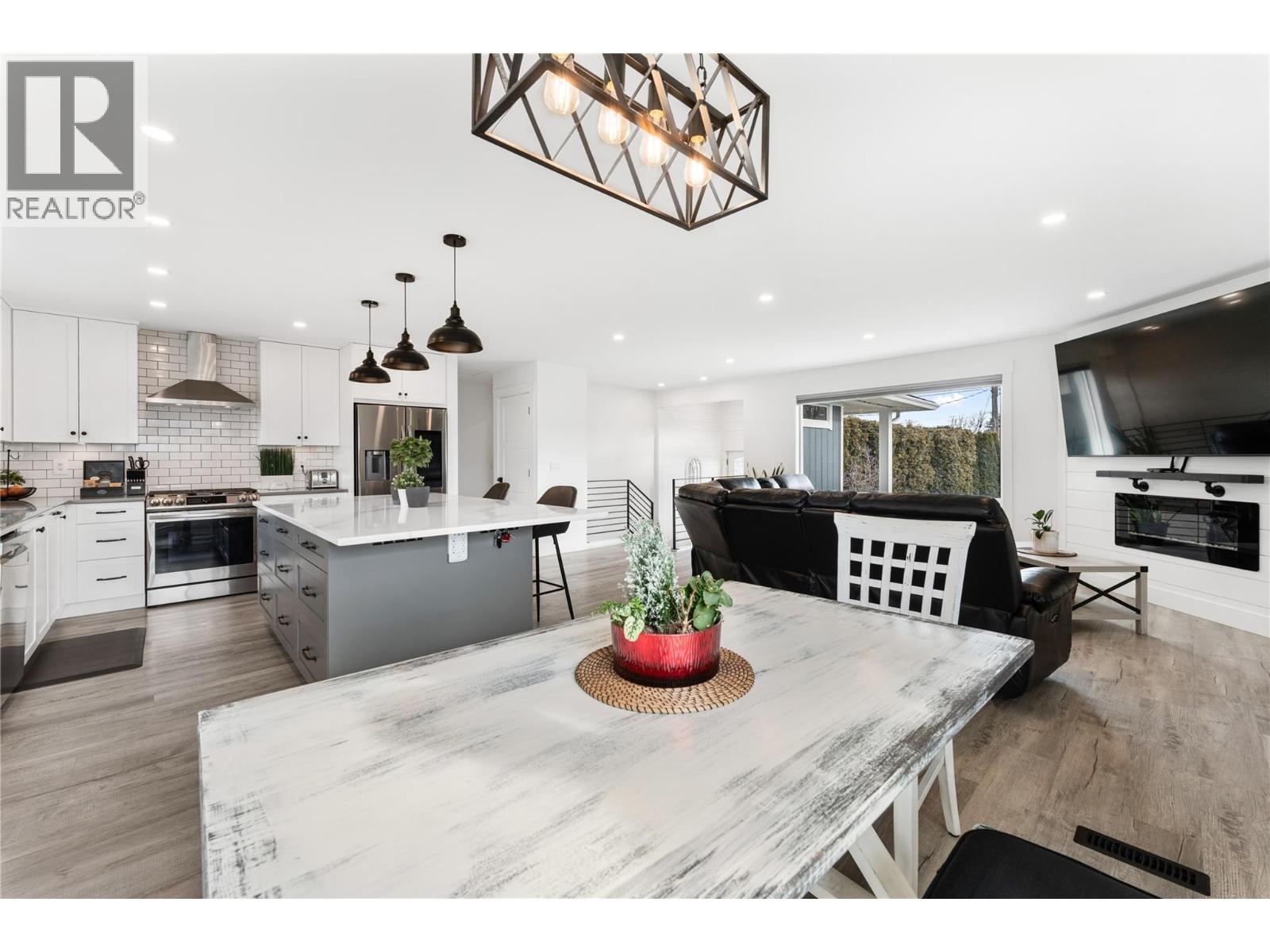 932 Mccartney Road, West Kelowna, British Columbia  V1Z 1S1 - Photo 4 - 10376610