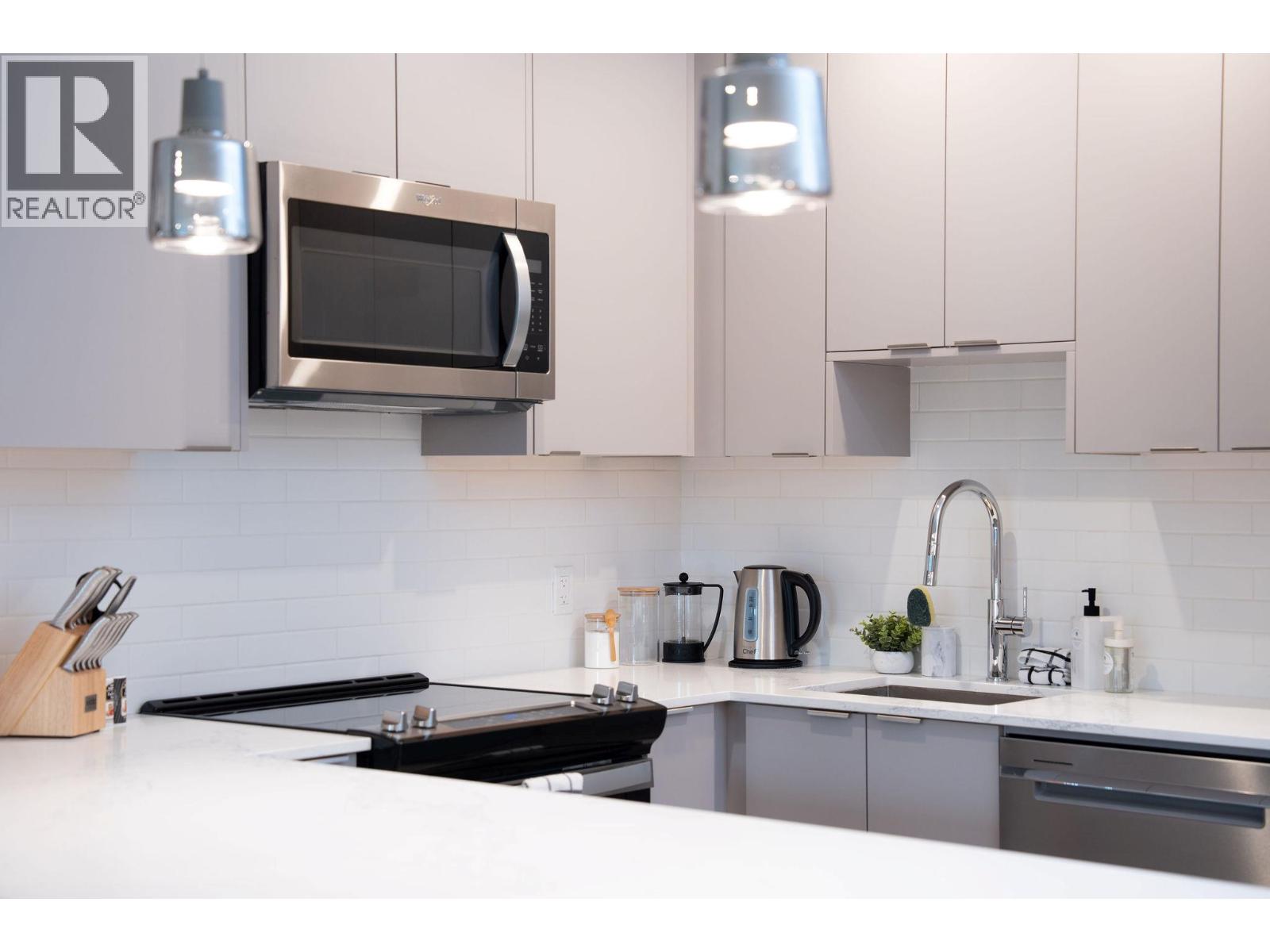 1701 Coursier Avenue Unit# 4201, Revelstoke, British Columbia  V0E 2S3 - Photo 6 - 10376818