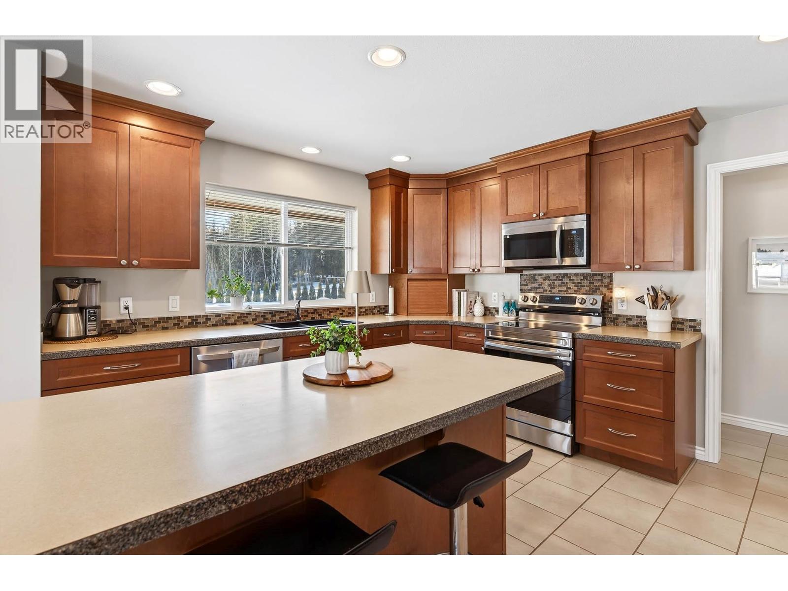 370 Wyndhaven Place, Clearwater, British Columbia  V0E 1N1 - Photo 6 - 10374509