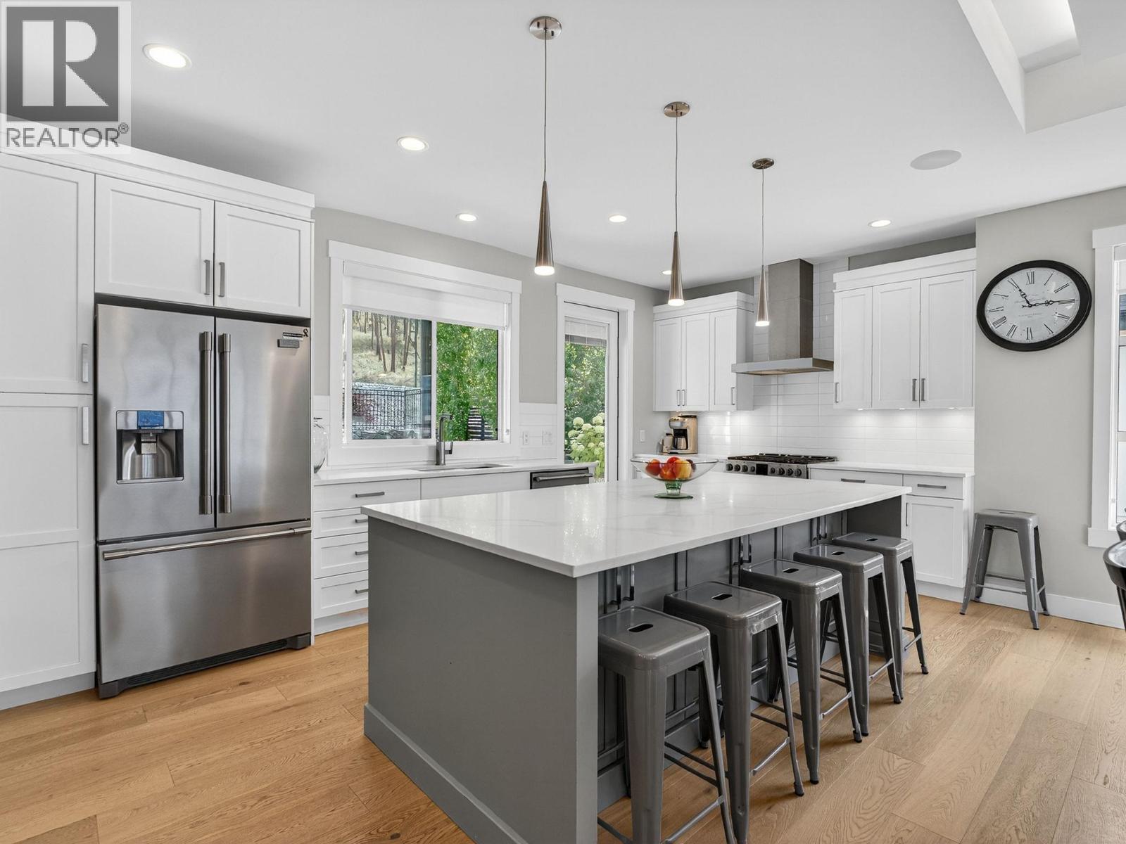 9443 Ledgestone Road, Lake Country, British Columbia  V4V 0A4 - Photo 14 - 10376768