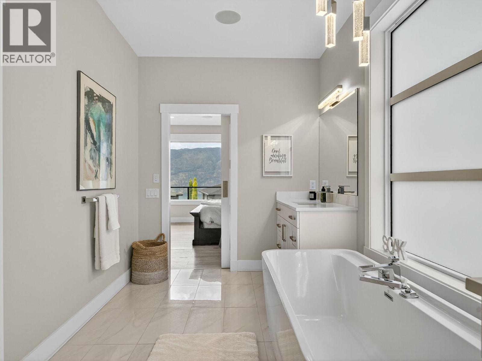 9443 Ledgestone Road, Lake Country, British Columbia  V4V 0A4 - Photo 21 - 10376768