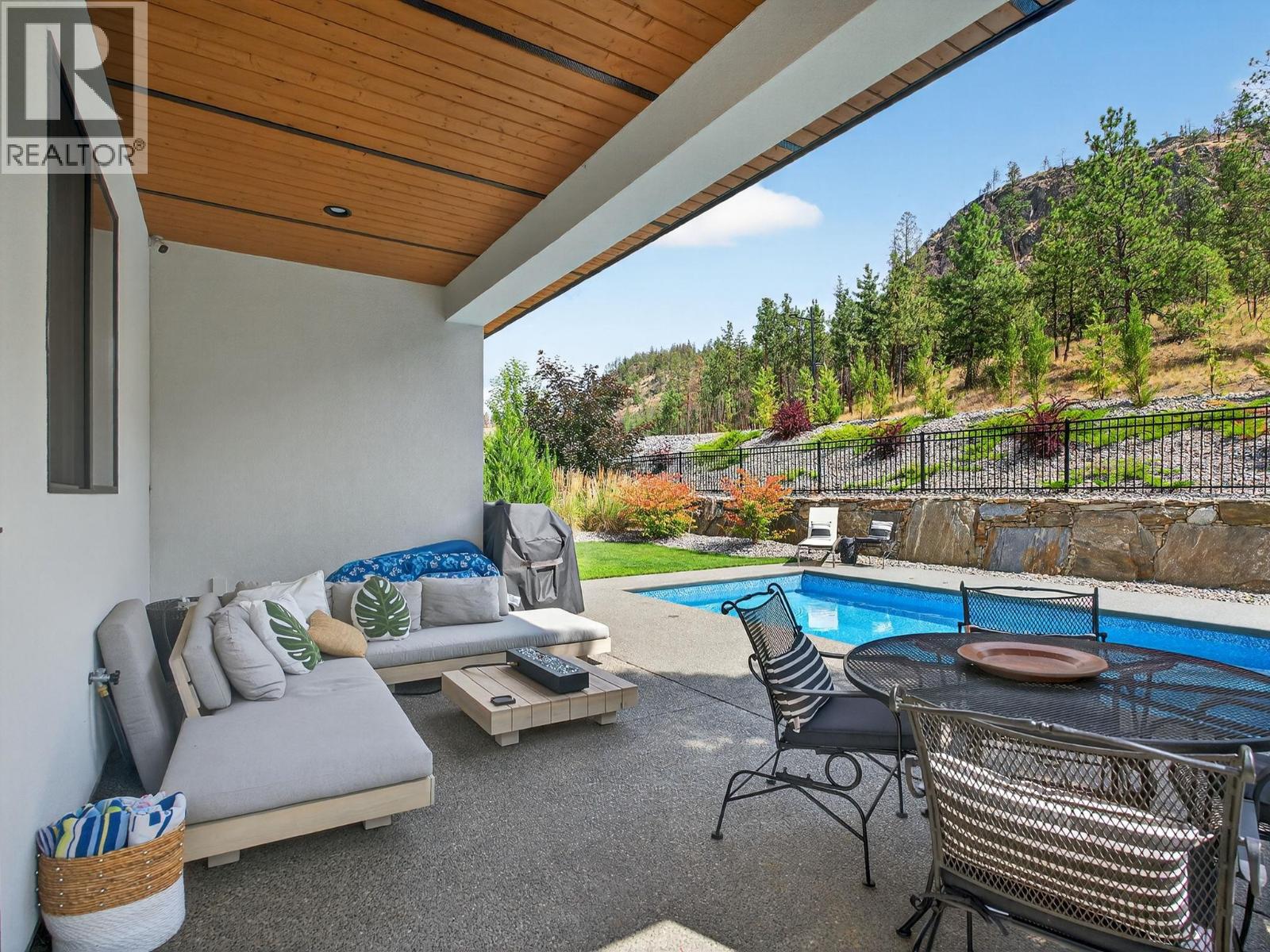 9443 Ledgestone Road, Lake Country, British Columbia  V4V 0A4 - Photo 42 - 10376768