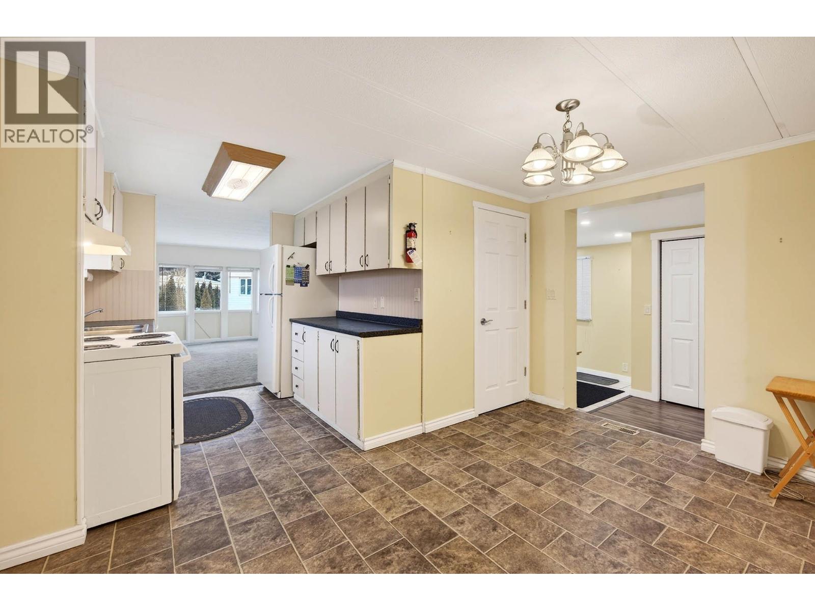 2401 Ord Road Unit# 126, Kamloops, British Columbia  V2B 7V8 - Photo 10 - 10376629