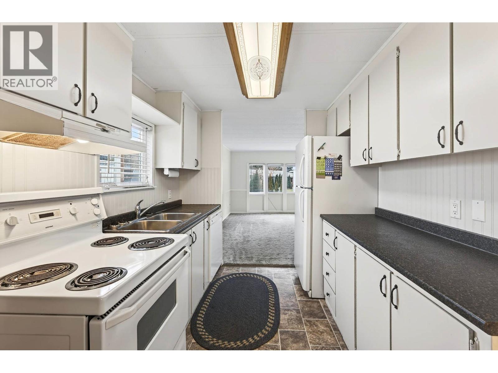 2401 Ord Road Unit# 126, Kamloops, British Columbia  V2B 7V8 - Photo 8 - 10376629