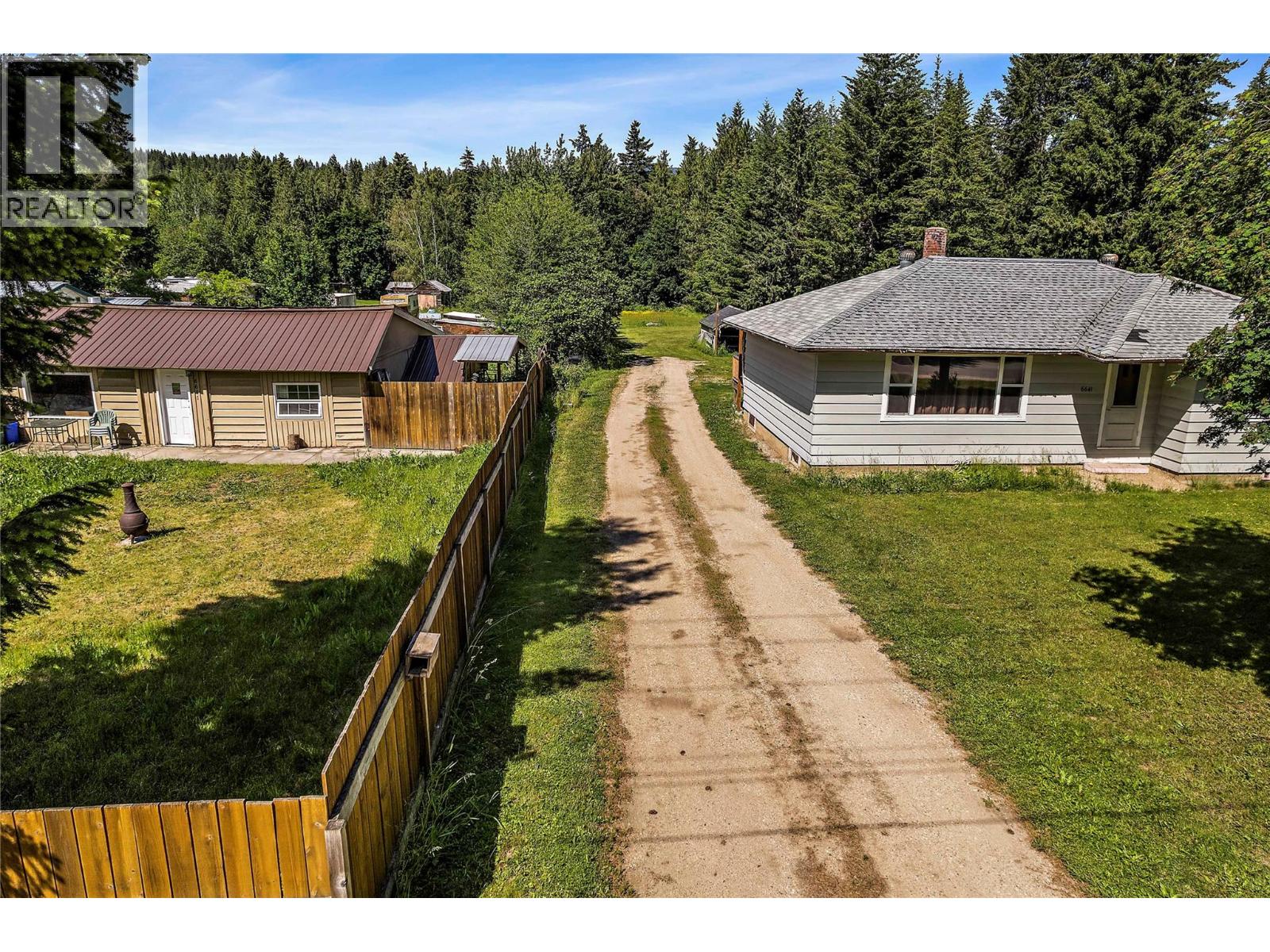 6641 50th Street Ne, Salmon Arm, British Columbia  V0E 1K0 - Photo 35 - 10376691