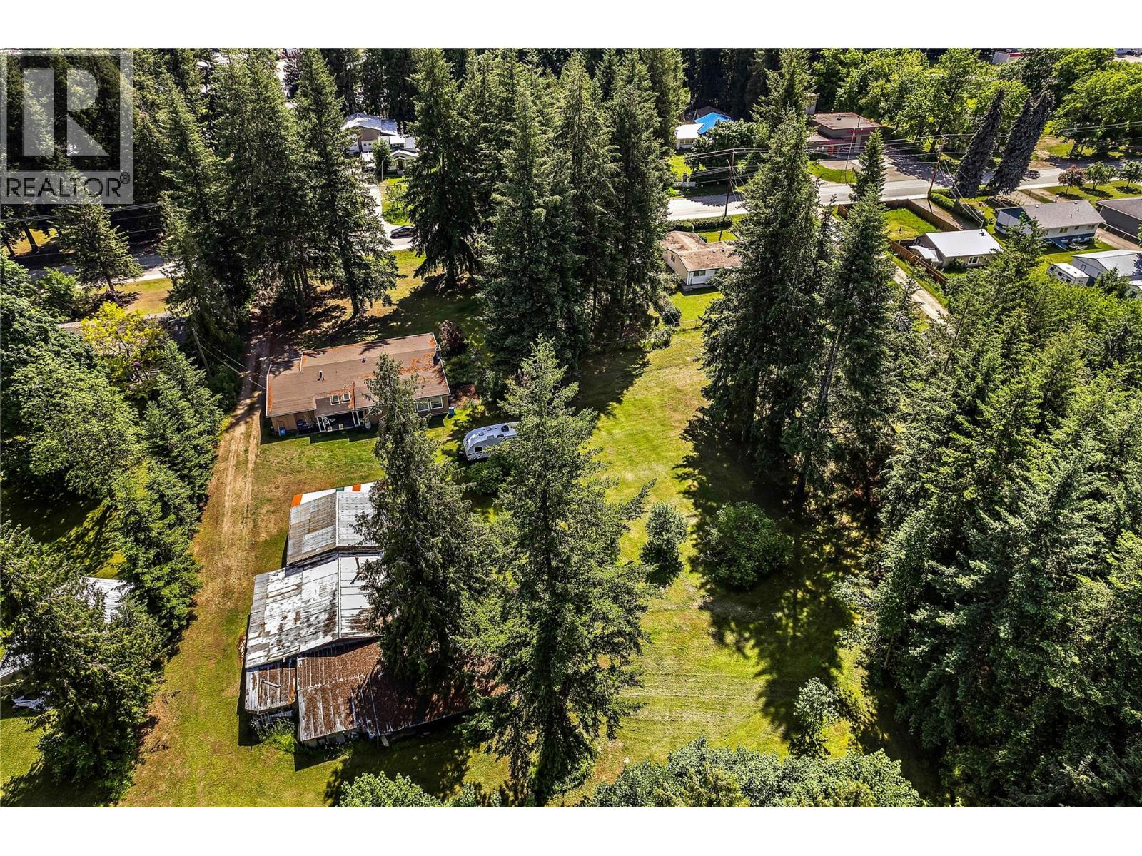 6721 50th Street Ne, Salmon Arm, British Columbia  V0E 1K0 - Photo 33 - 10376690