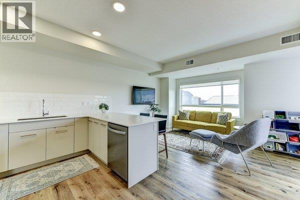 722 Valley Road Unit# 505, Kelowna, British Columbia  V1V 0E2 - Photo 6 - 10376653