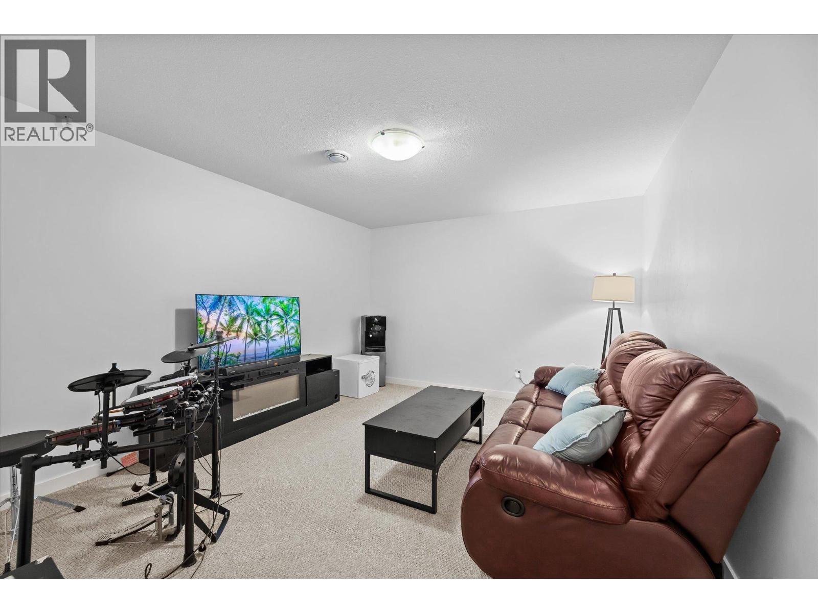 2003 Montego Street, West Kelowna, British Columbia  V4T 3C6 - Photo 28 - 10376559